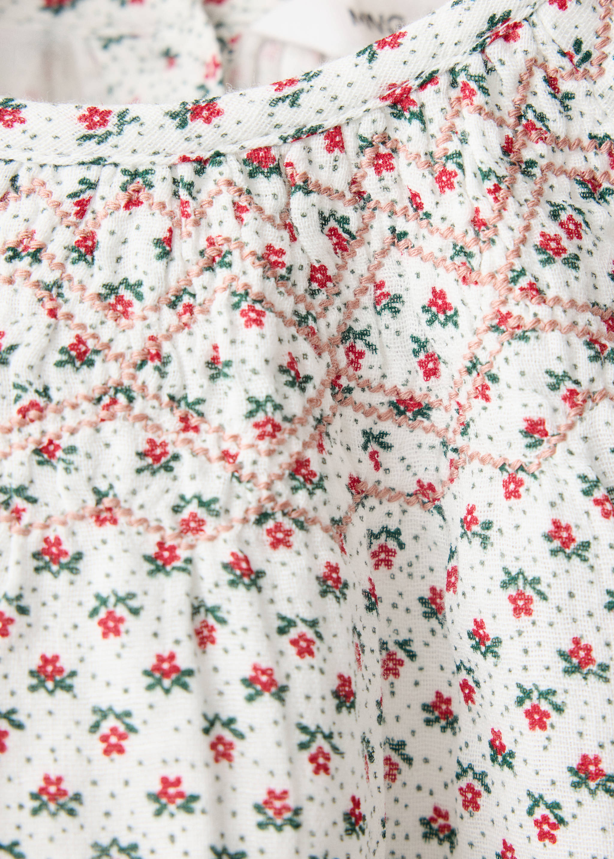 BLOUSE GARLAND - Details of the article 8