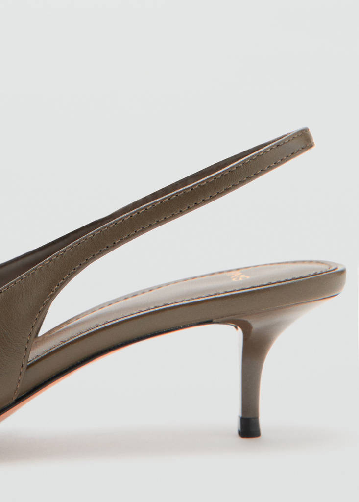 Pointed-toe leather heeled shoes — Khaki