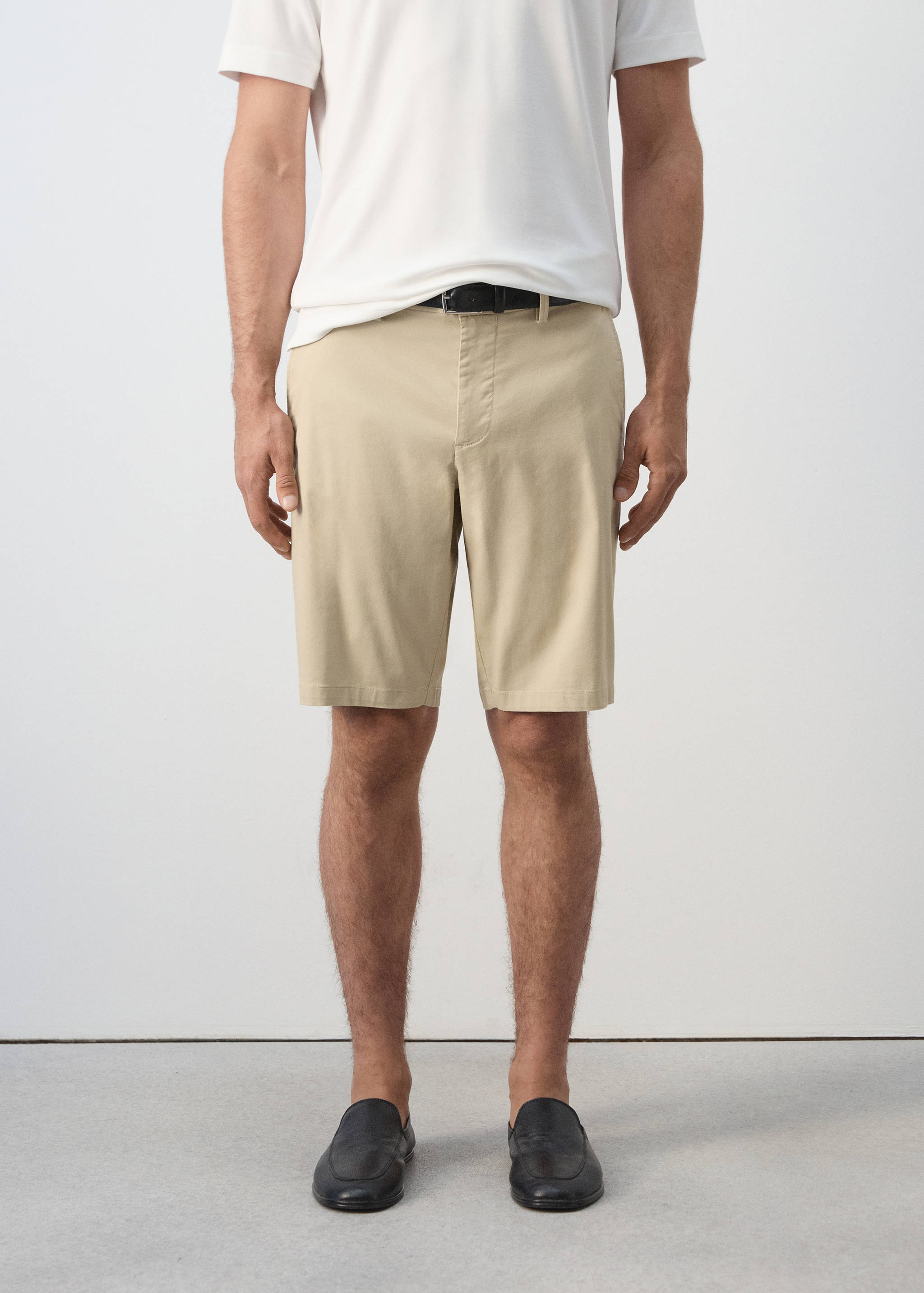 Bermudas slim fit chino algodón - Plano medio