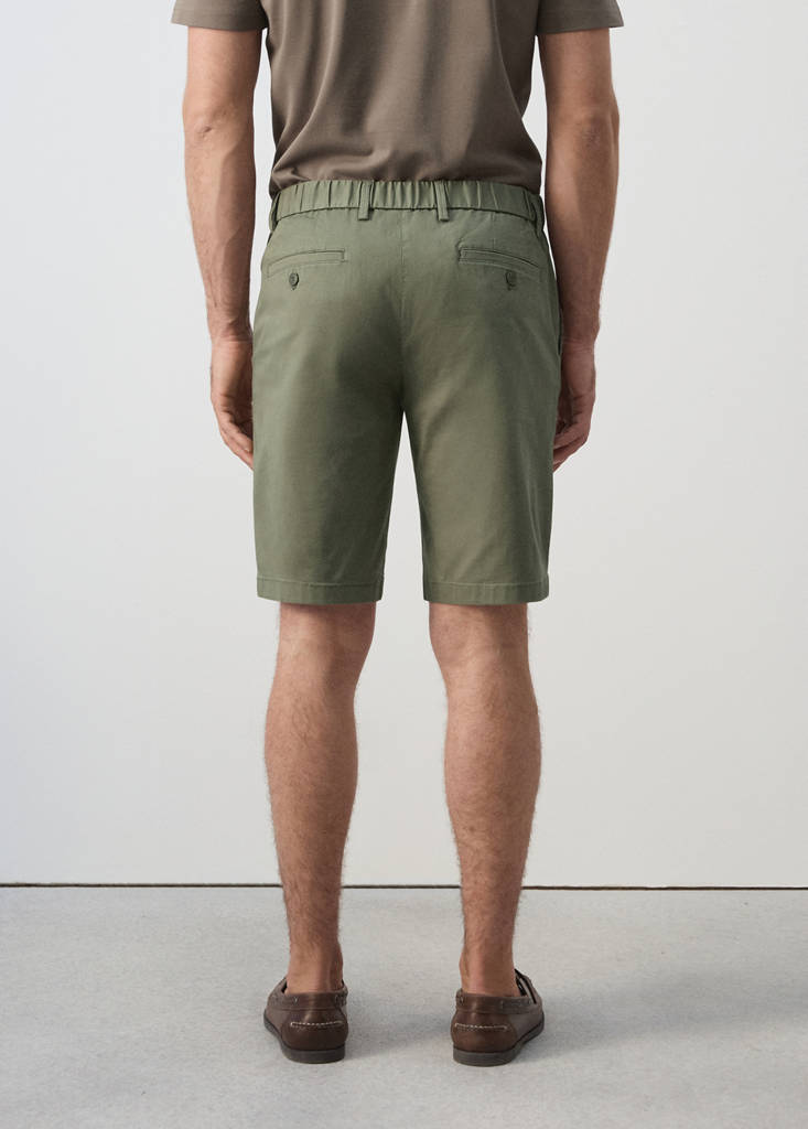 Slim-fit chino cotton bermuda shorts — Forest Green