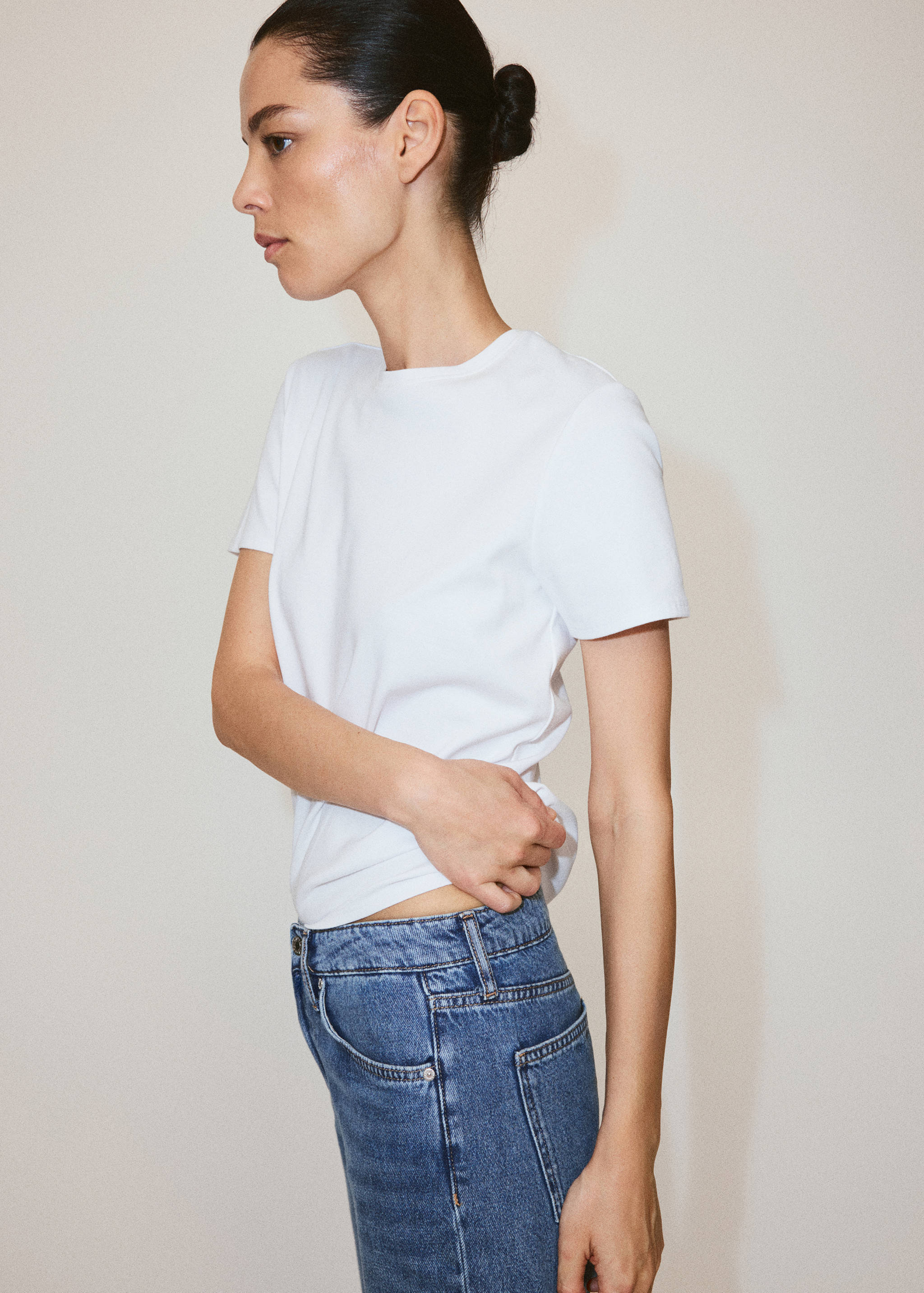 100% cotton t-shirt - Medium plane