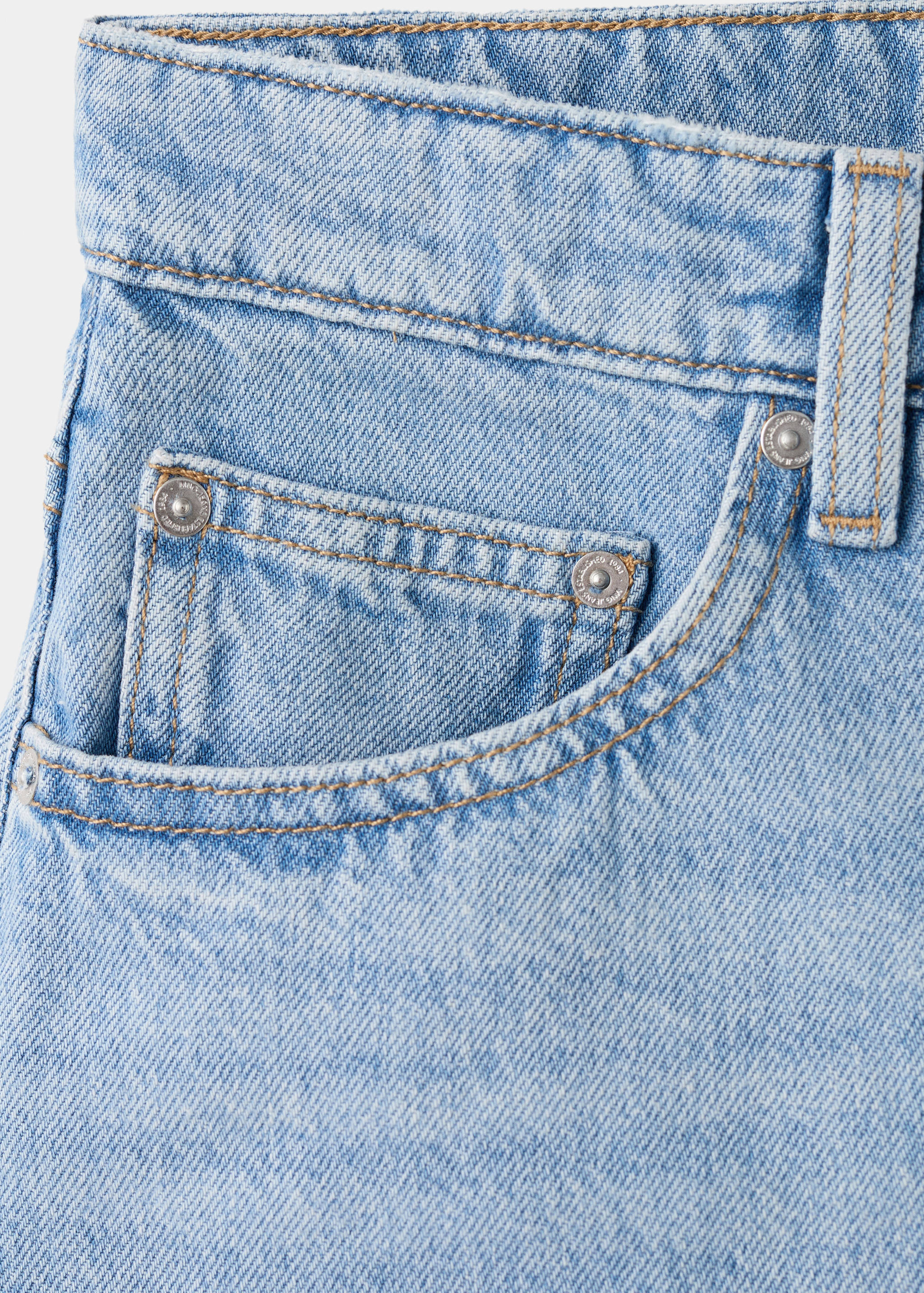 Bermudas anne - Detail van het artikel 8