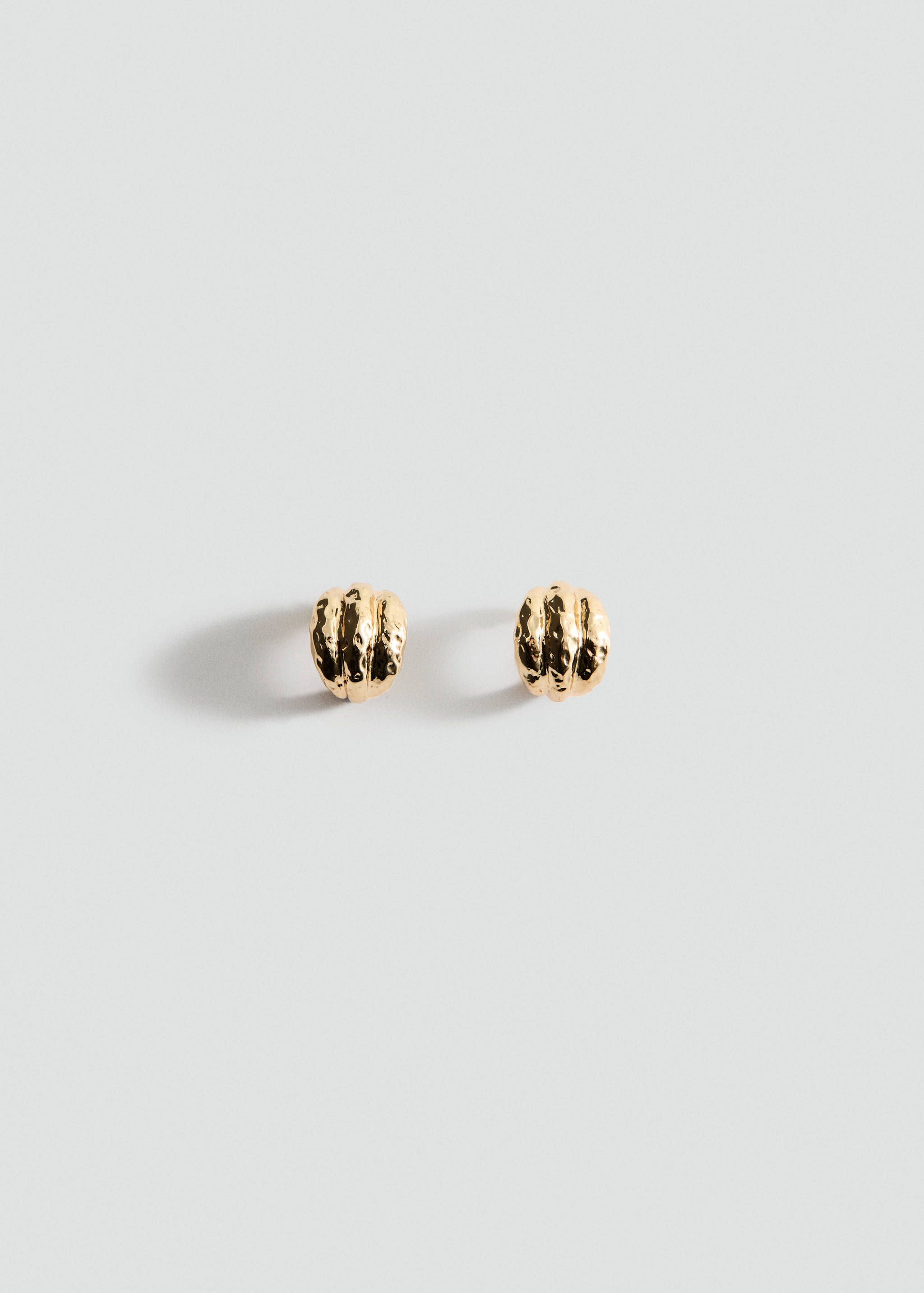 Embossed semi-hoop earrings - Article without model