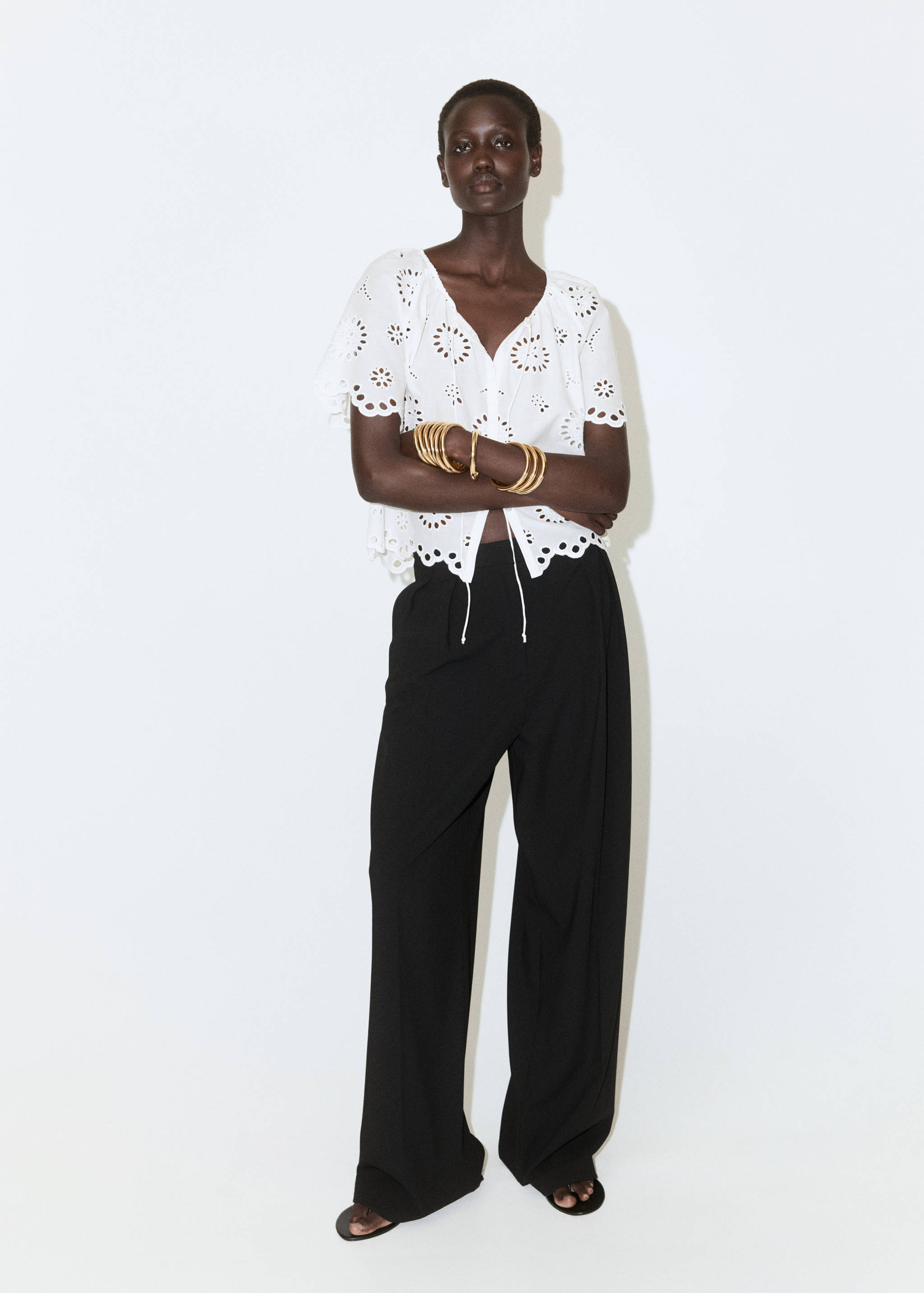 Blusa calados bordados - Plano general