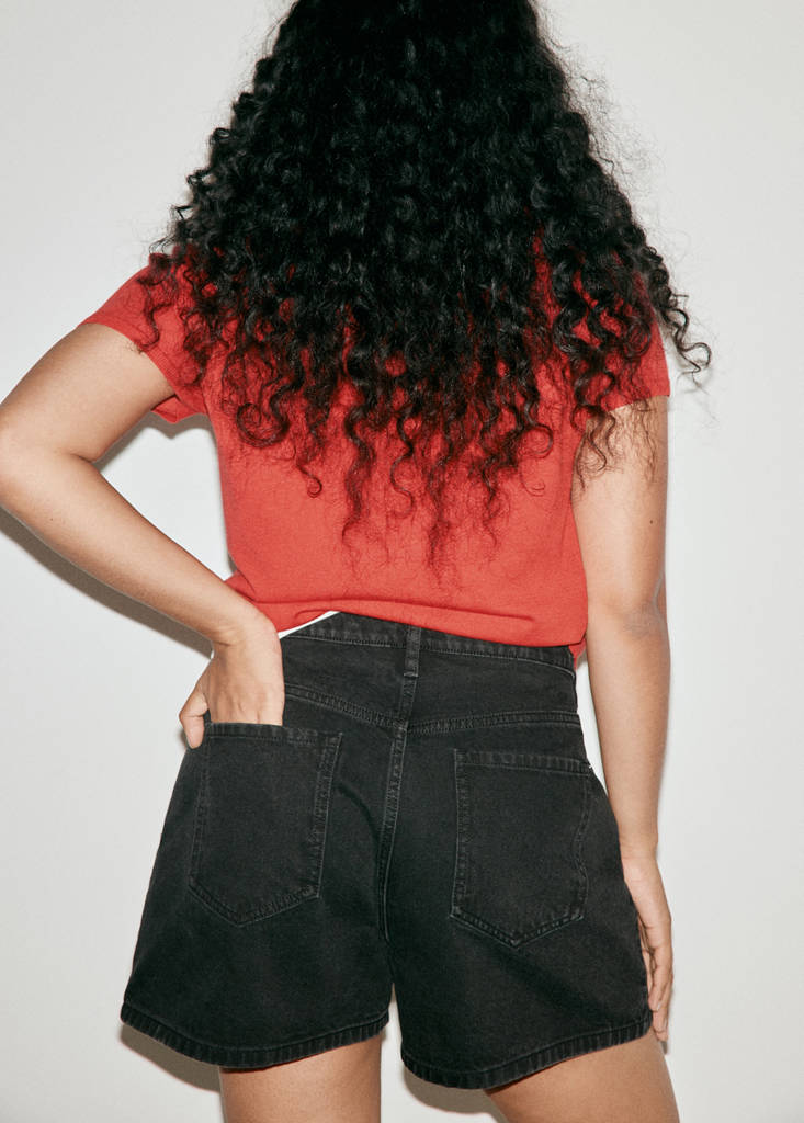 Straight-fit denim shorts — Black denim