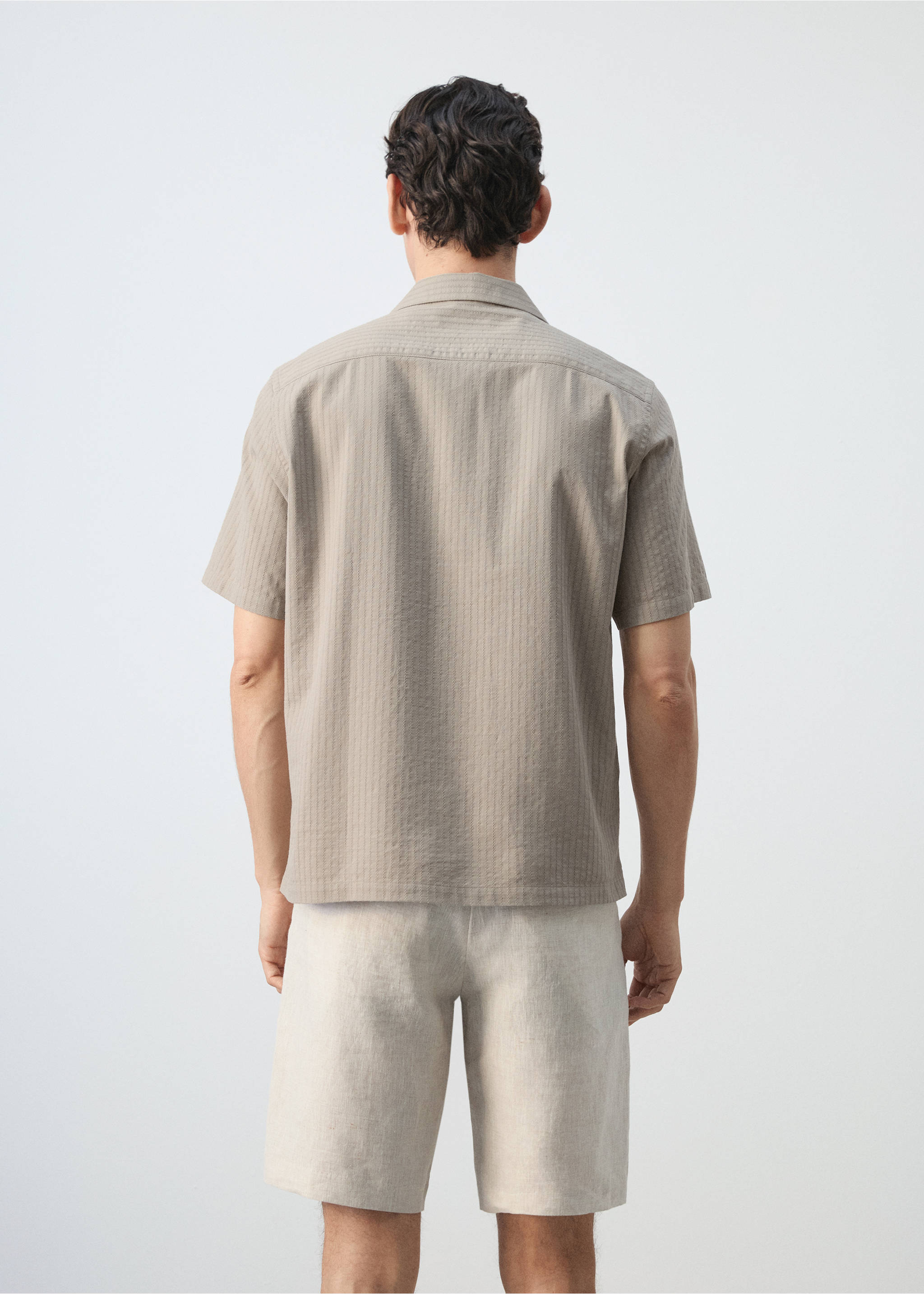 Chemise 100 % coton regular-fit - Verso de l’article, Beige. Ref: 37091346-00.
