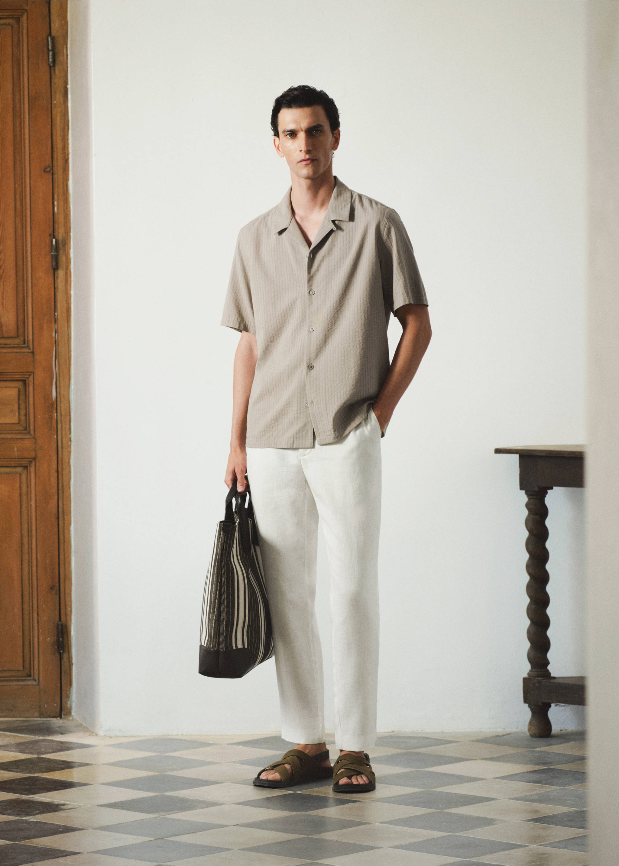 100% cotton shirt with embroidery details - Details of the article 5, Beige. Ref: 37091346-00.