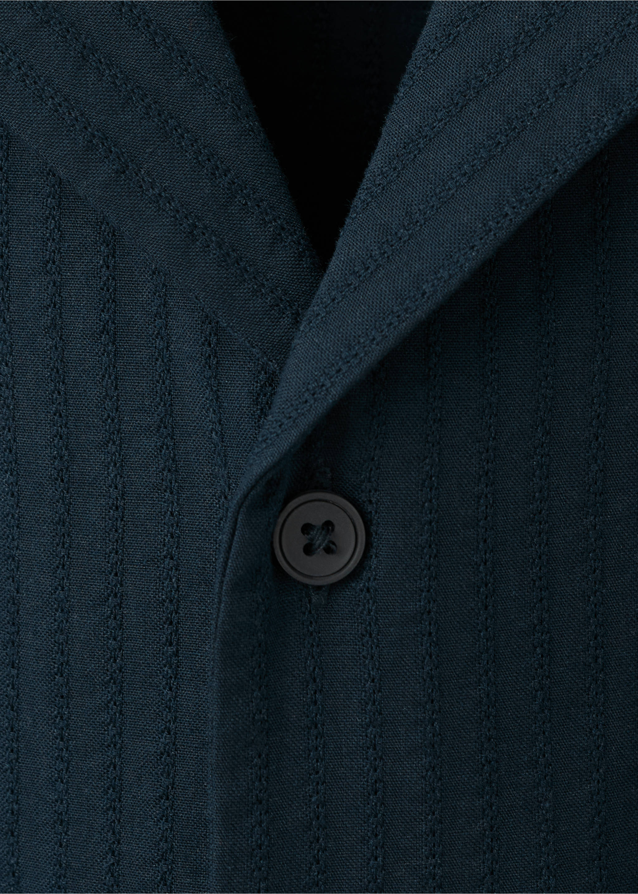 Chemise 100 % coton regular-fit - Détail de l'article 8, Bleu marine foncé. Ref: 37091346-00.