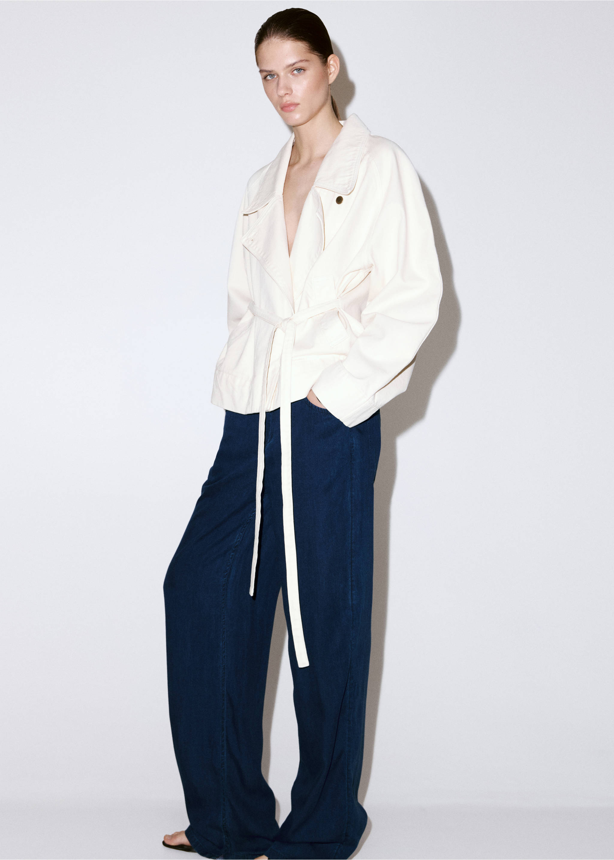 Pantaloni denim cu cordon și fundă - Detaliu al articolului 2, Albastru închis. Ref: 37091347-00.
