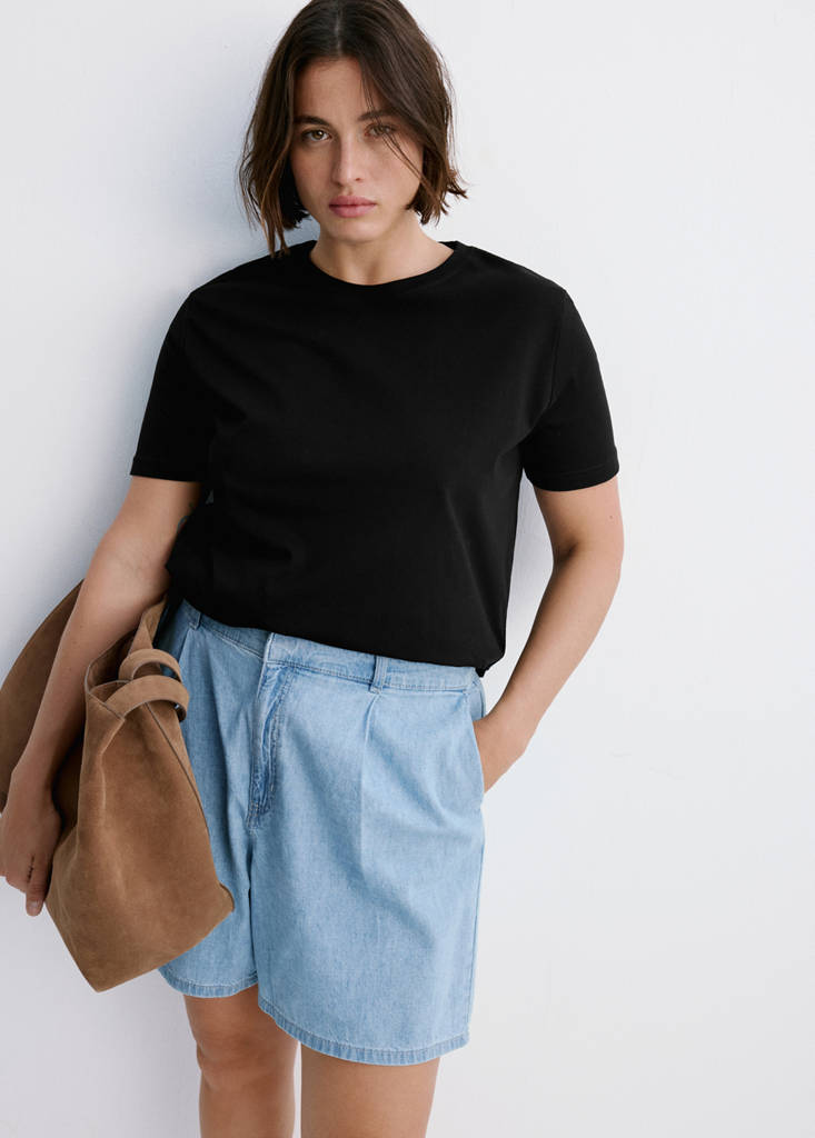 Rounded neck cotton t-shirt — Black