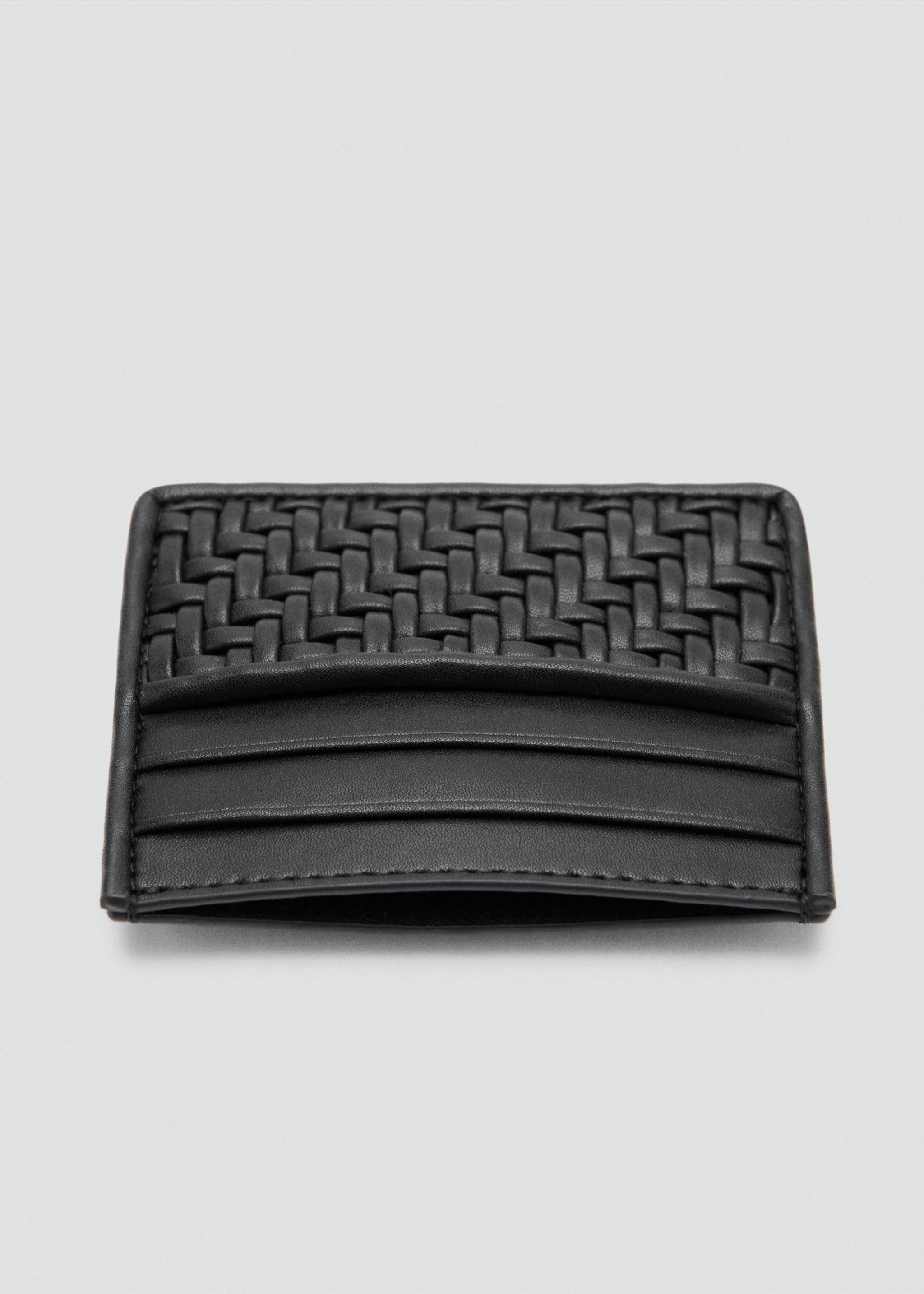Porte-cartes tressé - Détail de l'article 1, Noir. Ref: 37091353-00.