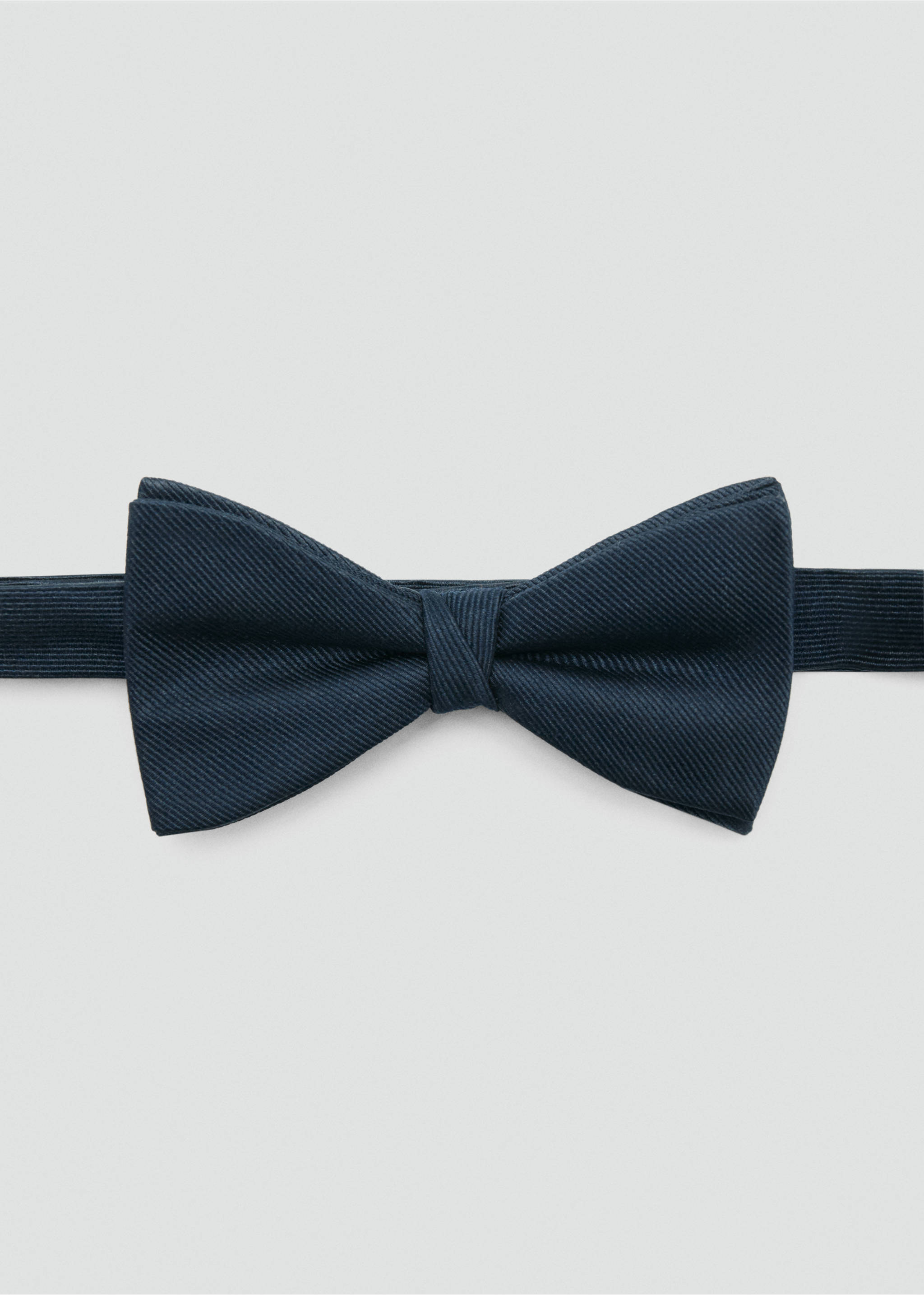 Classic bow tie with microstructure - Article without model, Navy. Ref: 37091358-00.