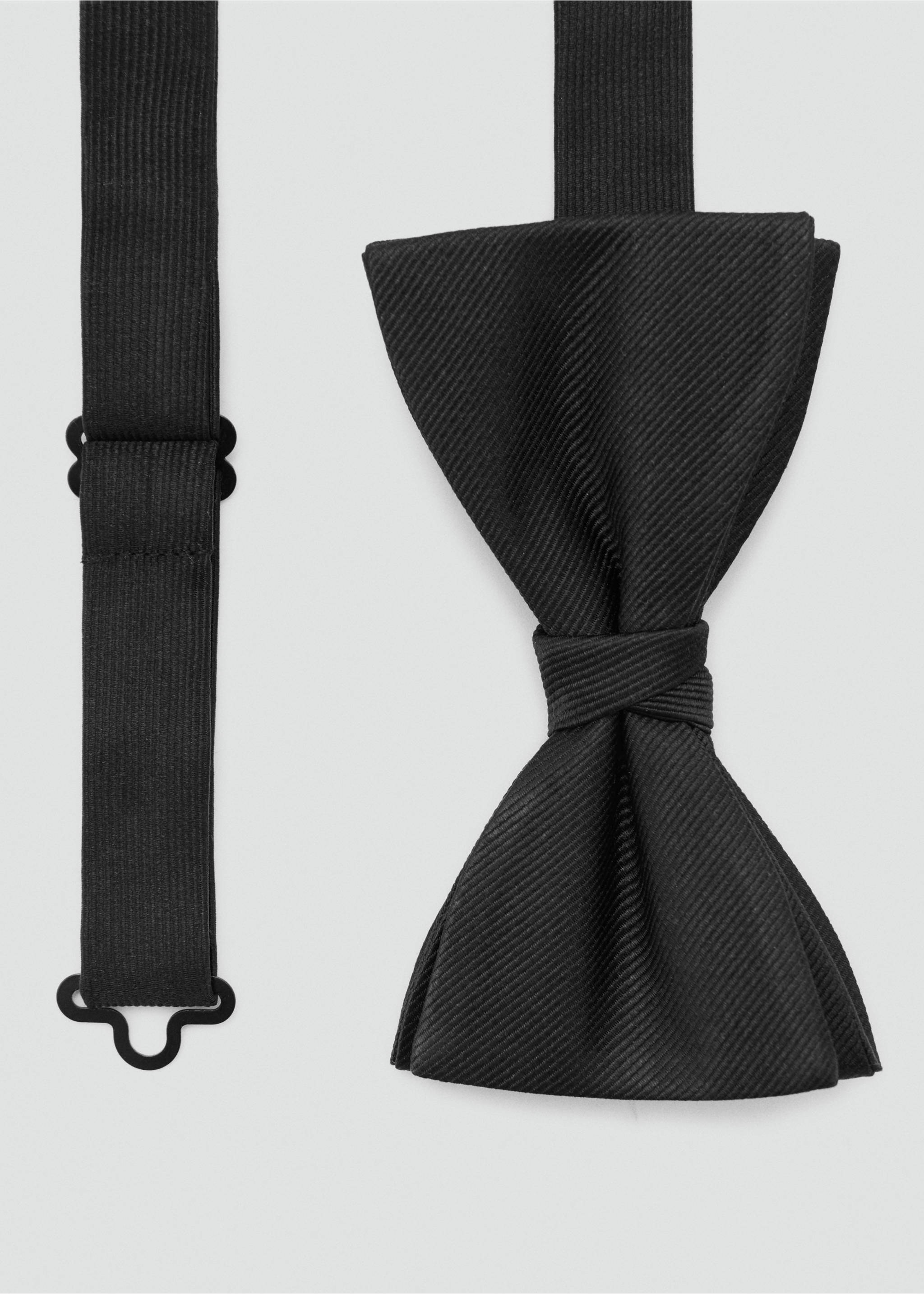 Classic bow tie with microstructure - Medium plane, Black. Ref: 37091358-00.