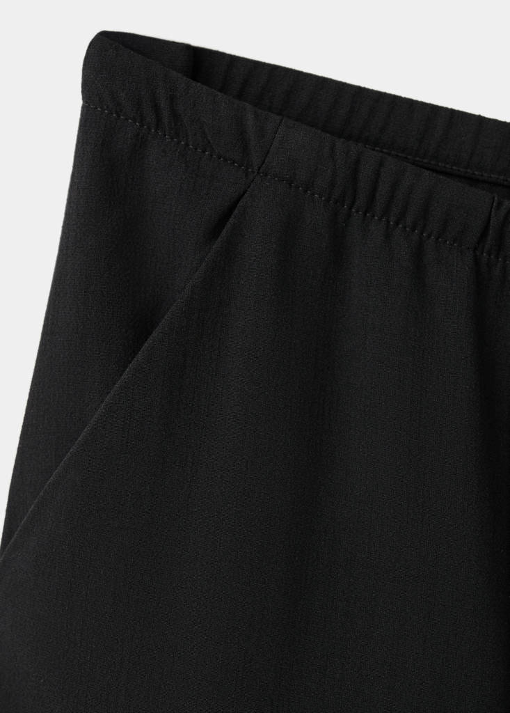 Straight mid-rise trousers — Black
