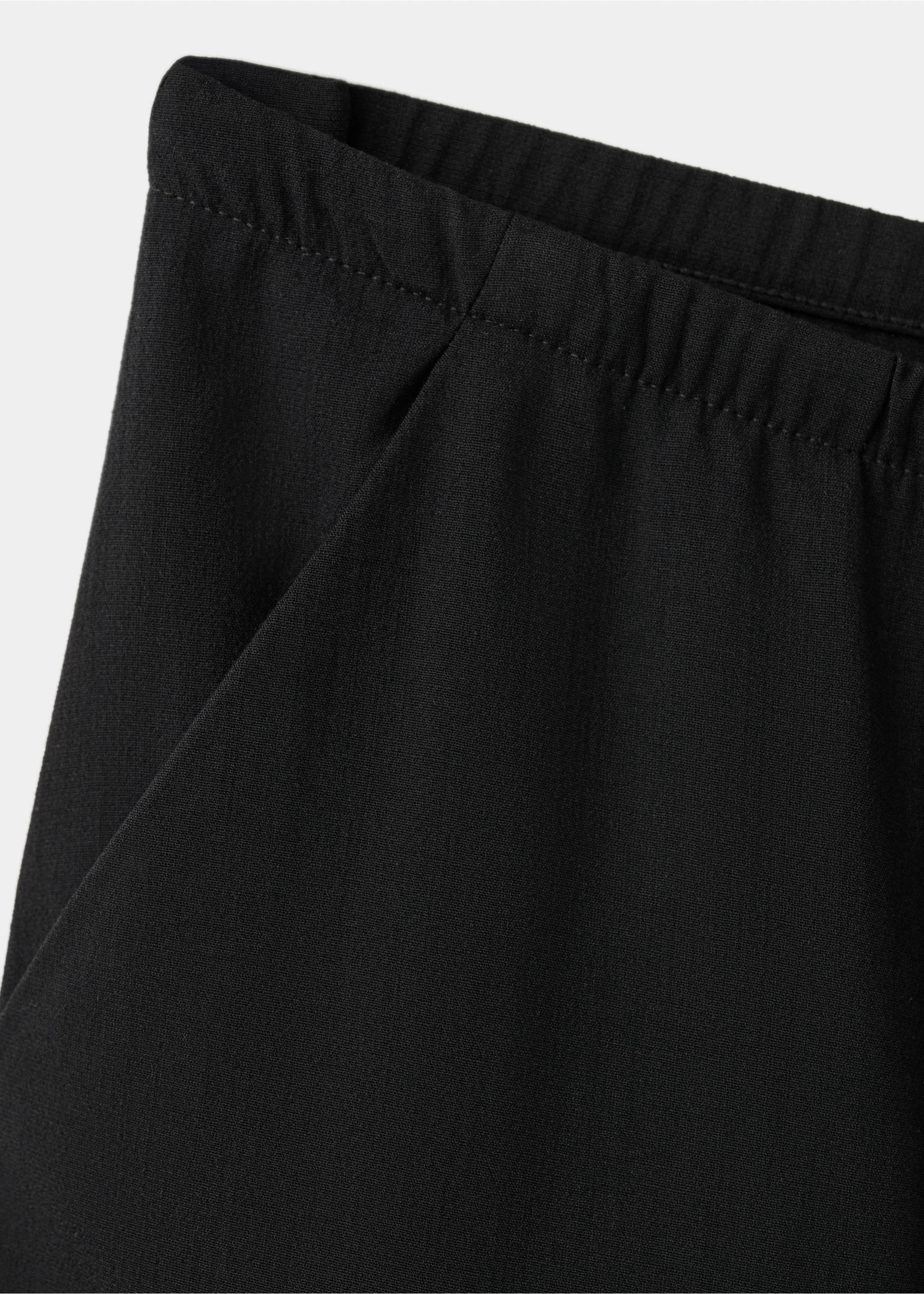 Pantalon droit taille normale - Détail de l'article 8, Noir. Ref: 37091359-00.