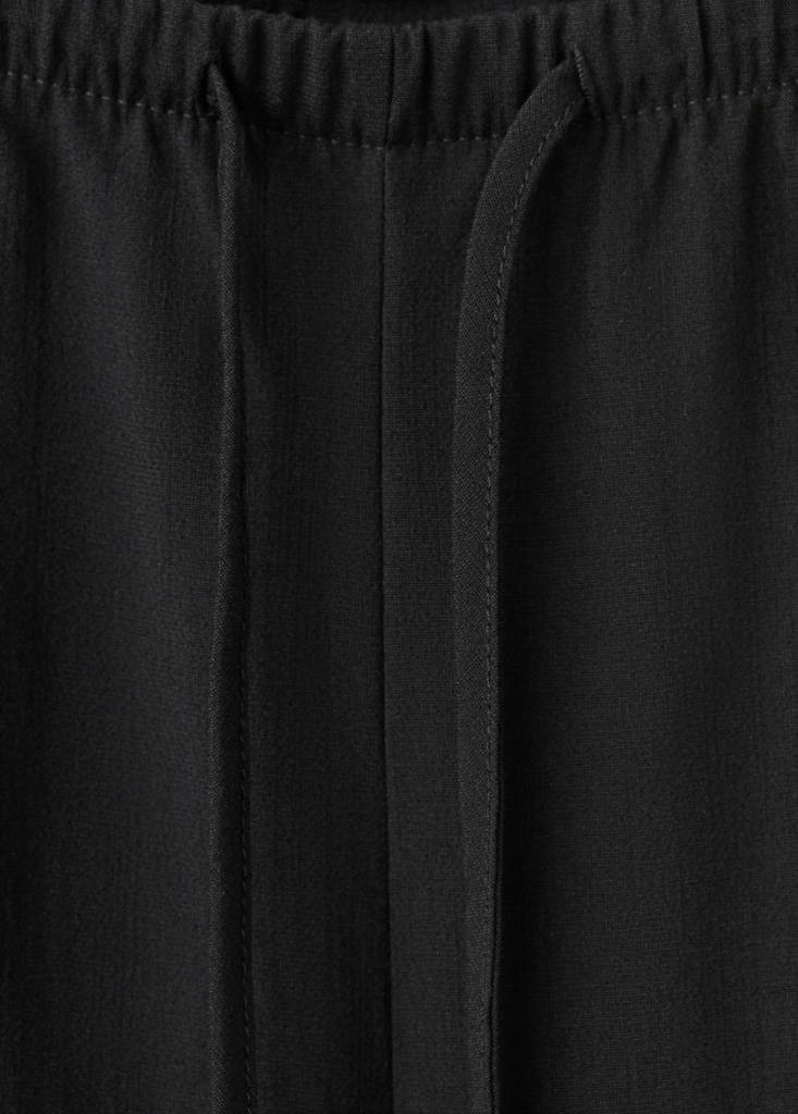 Straight mid-rise trousers — Black