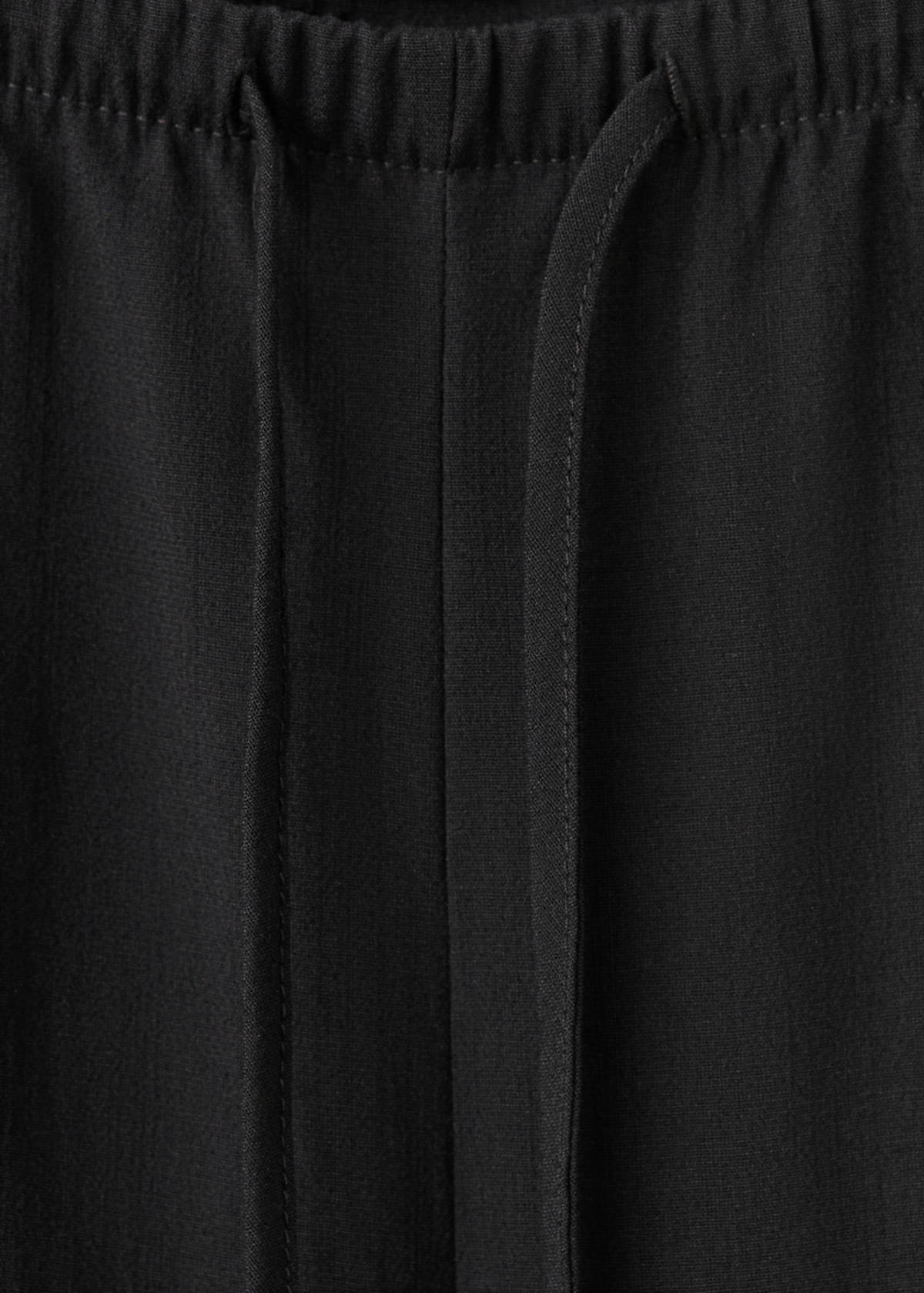 Straight mid-rise trousers — Black