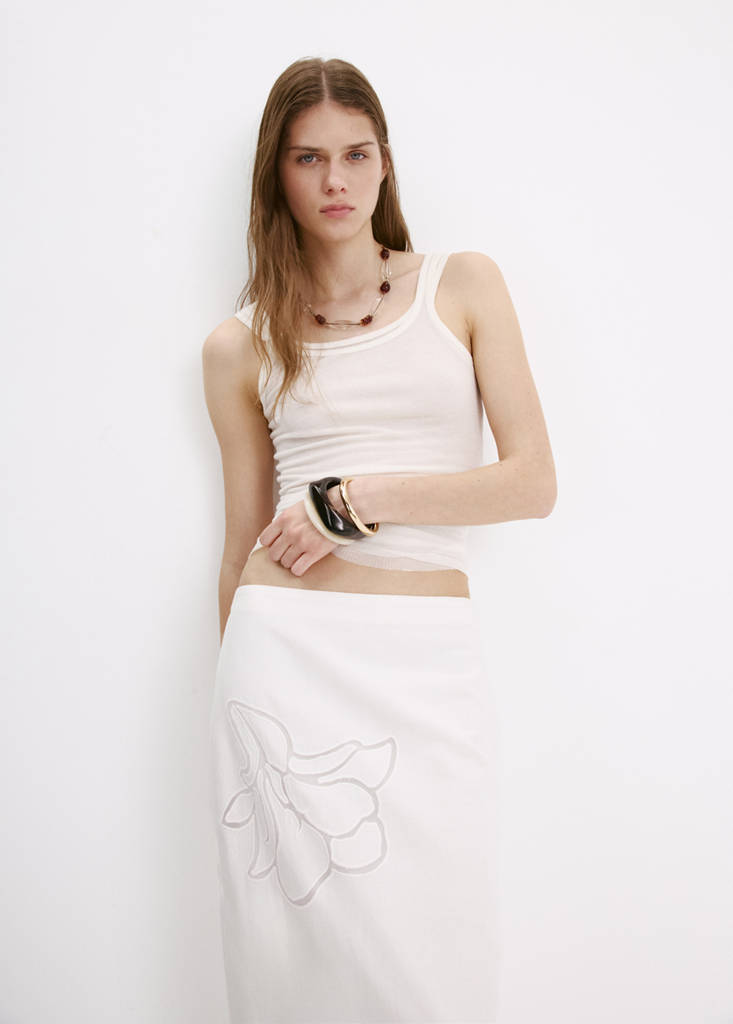Linen skirt with floral embroidery — White