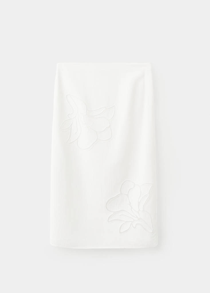 Linen skirt with floral embroidery — White