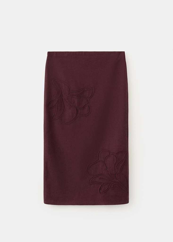 Linen skirt with floral embroidery — Maroon