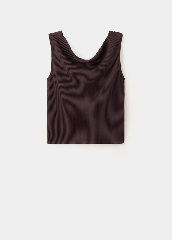 Textured top with bead detail on the back — Chocolate
