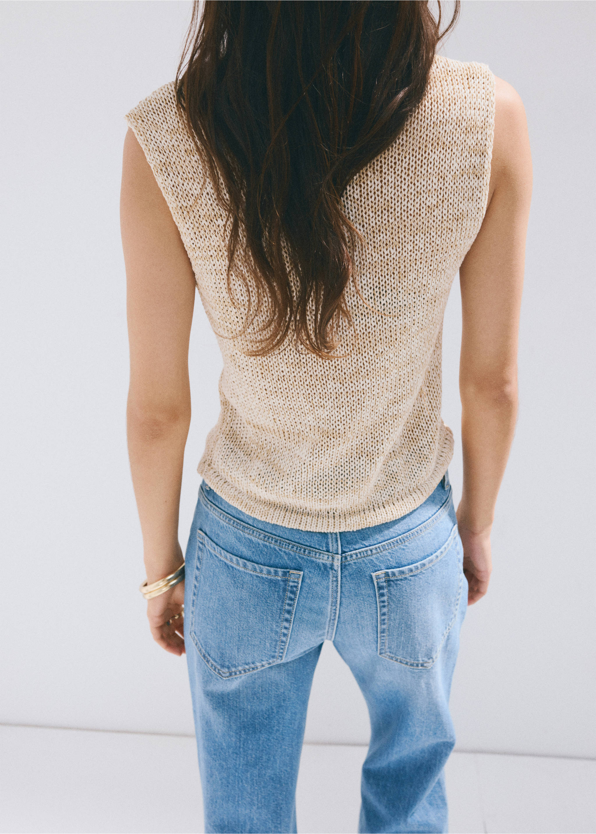 Buttoned marl knit gilet - Reverse of the article, Beige. Ref: 37091372-00.