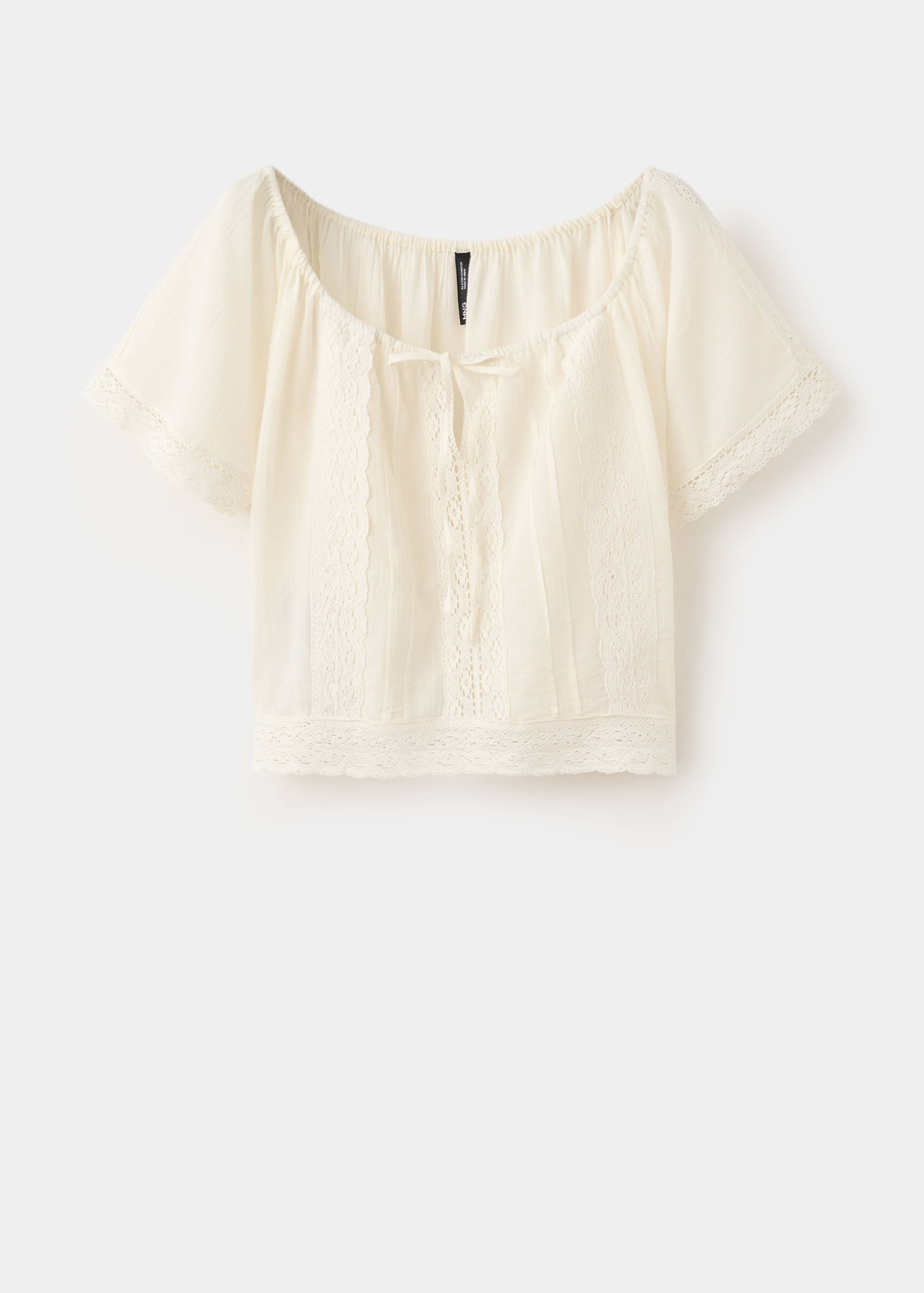 Blusa de algodão com renda - Artigo sem modelo