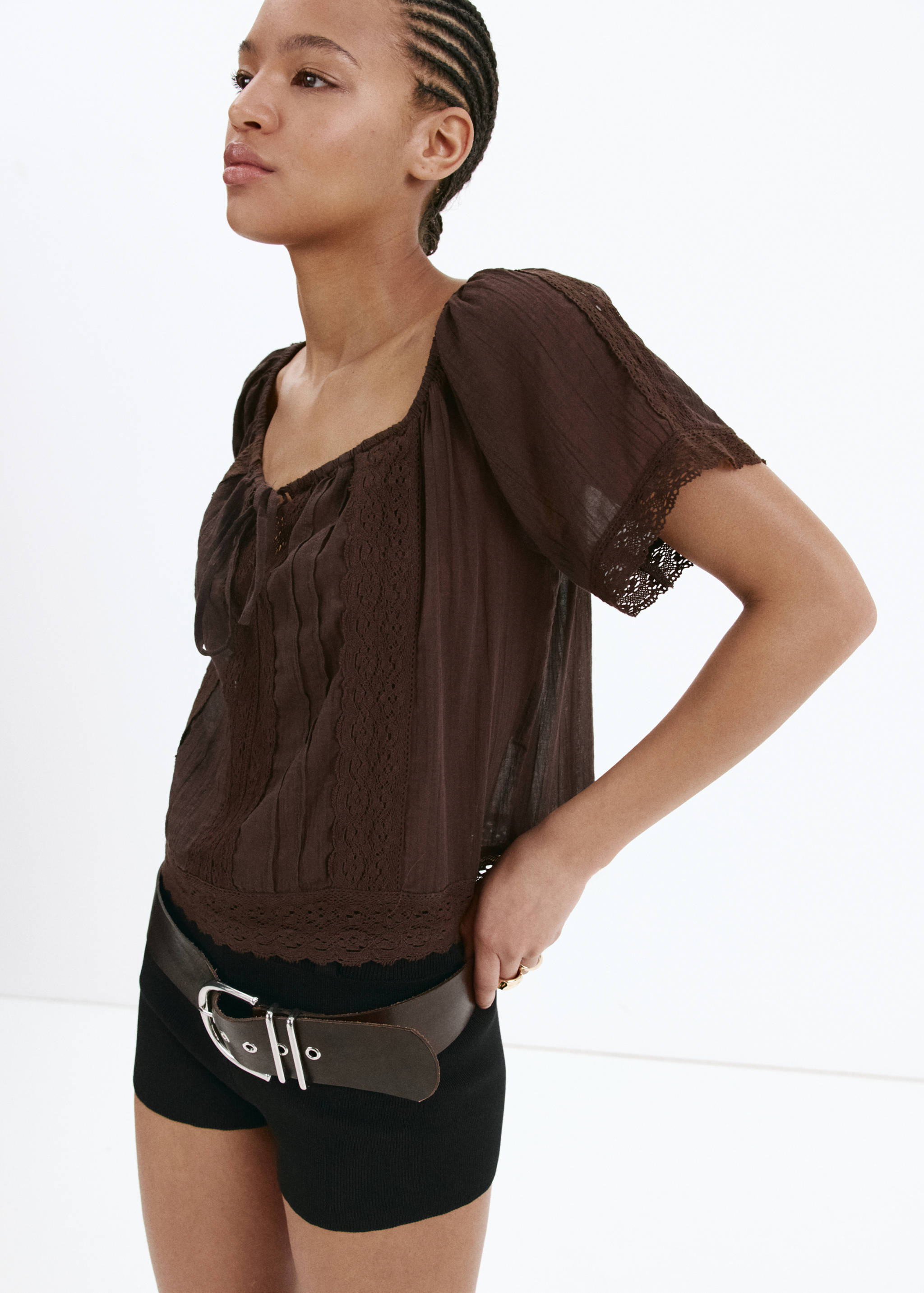 Blusa de algodão com renda - Plano médio