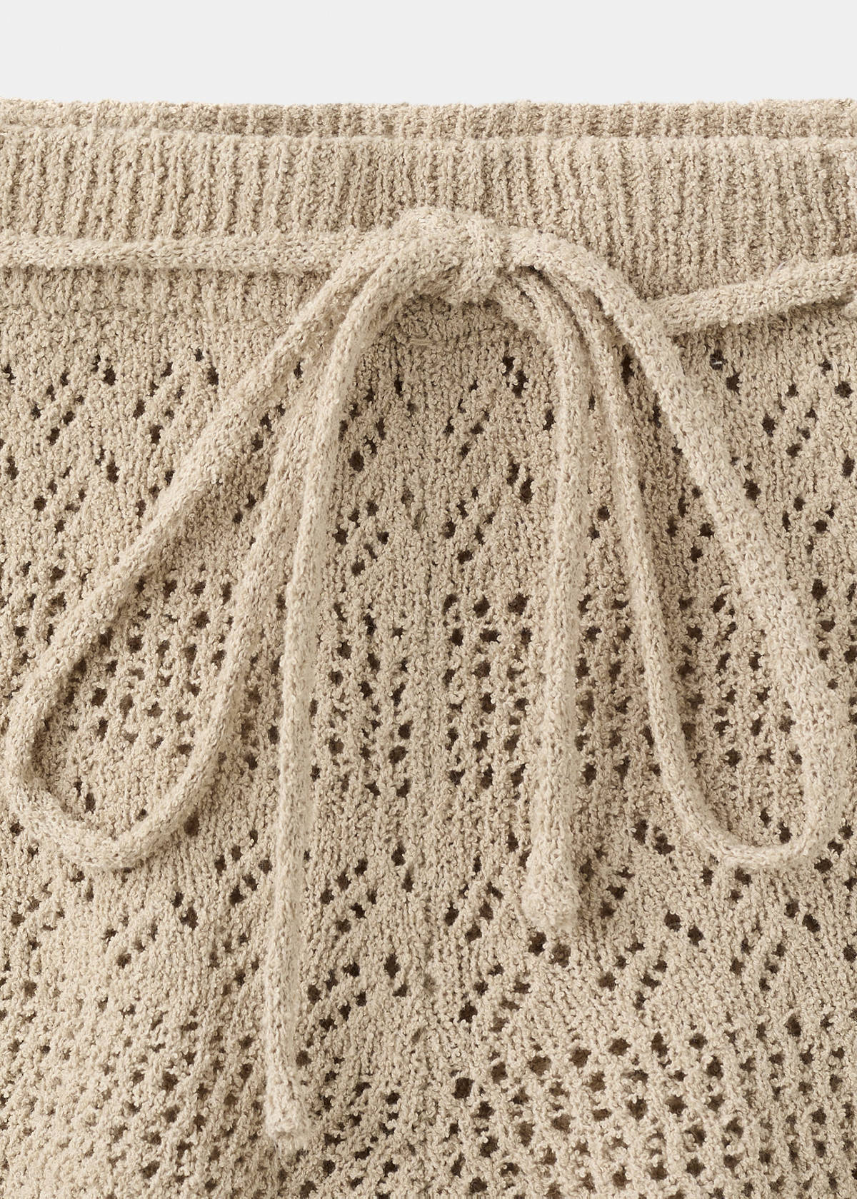 Crochet shorts with belt — Sand