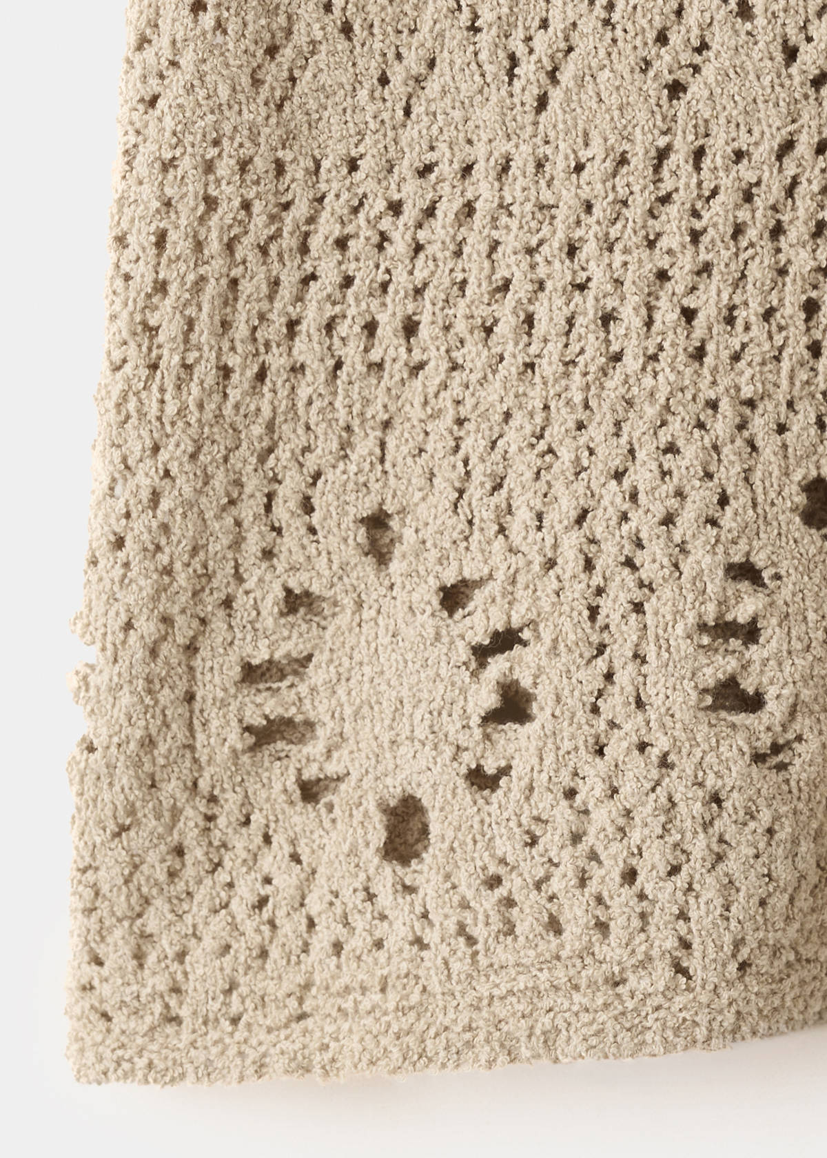 Crochet shorts with belt — Sand