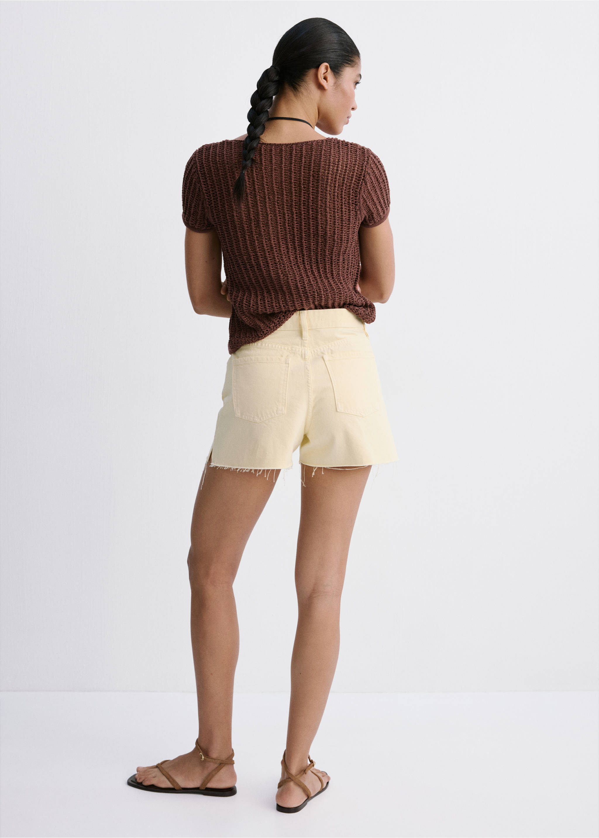 Short en jean revers effilochés - Verso de l’article, Jaune pastel. Ref: 37091385-00.