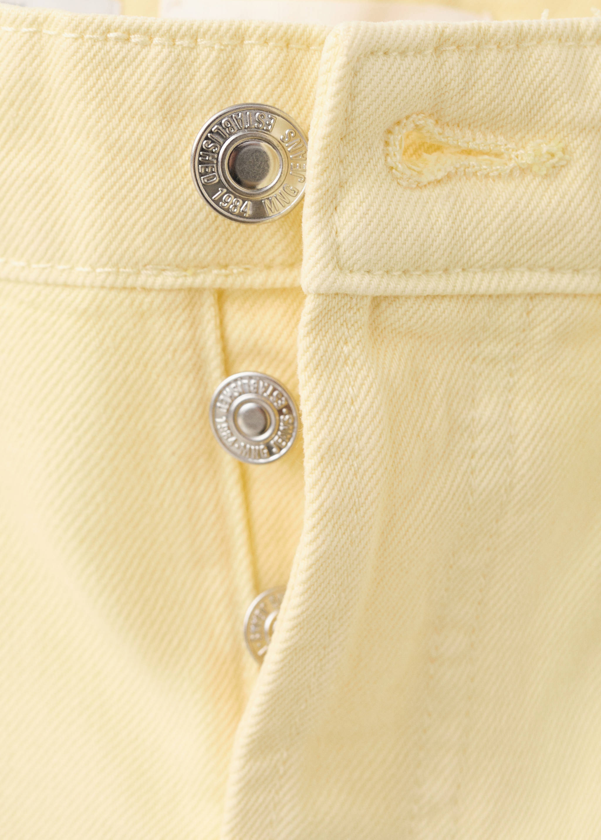 Short en jean revers effilochés - Détail de l'article 8