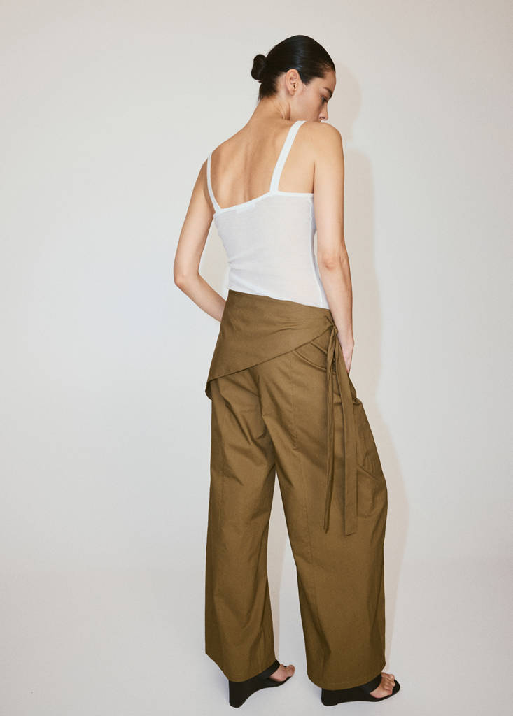 Straight-leg trousers with detachable scarf — Khaki