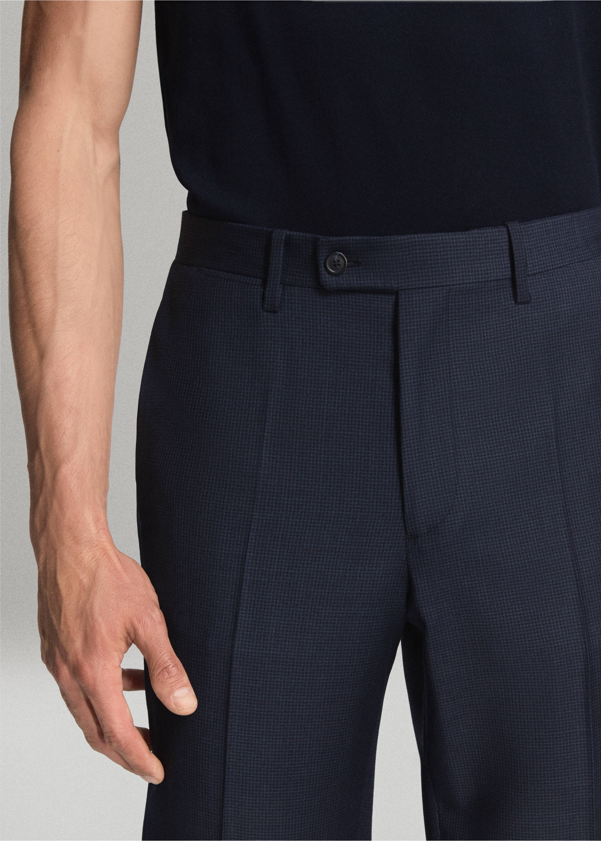 Turin 100% wool suit trousers - Details of the article 1, Dark Navy. Ref: 37091401-01.