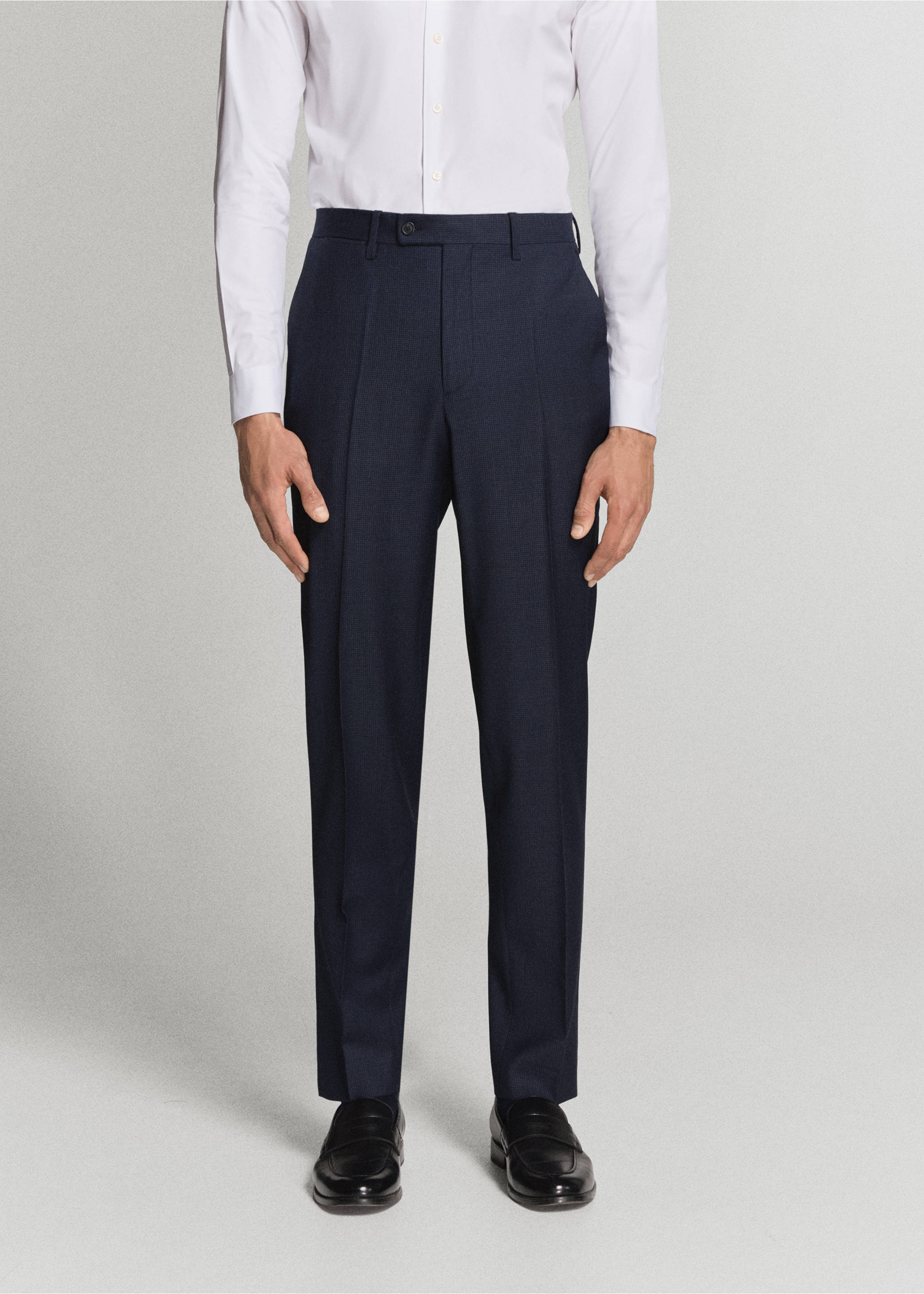 Pantalón sastre azul marino con raya central., Azul marino oscuro. Ref: 37091401-02.