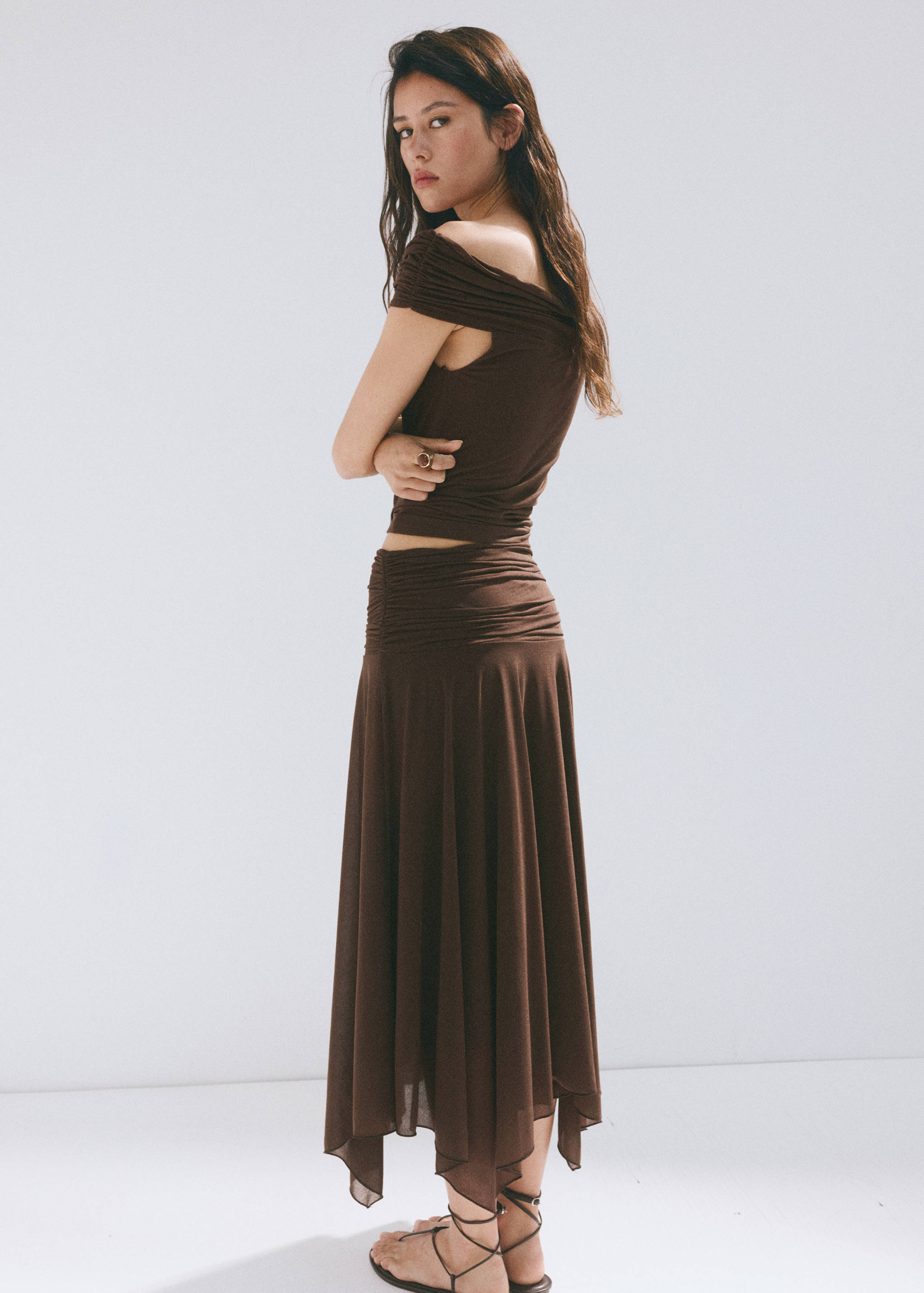 Asymmetric chiffon skirt - Reverse of the article