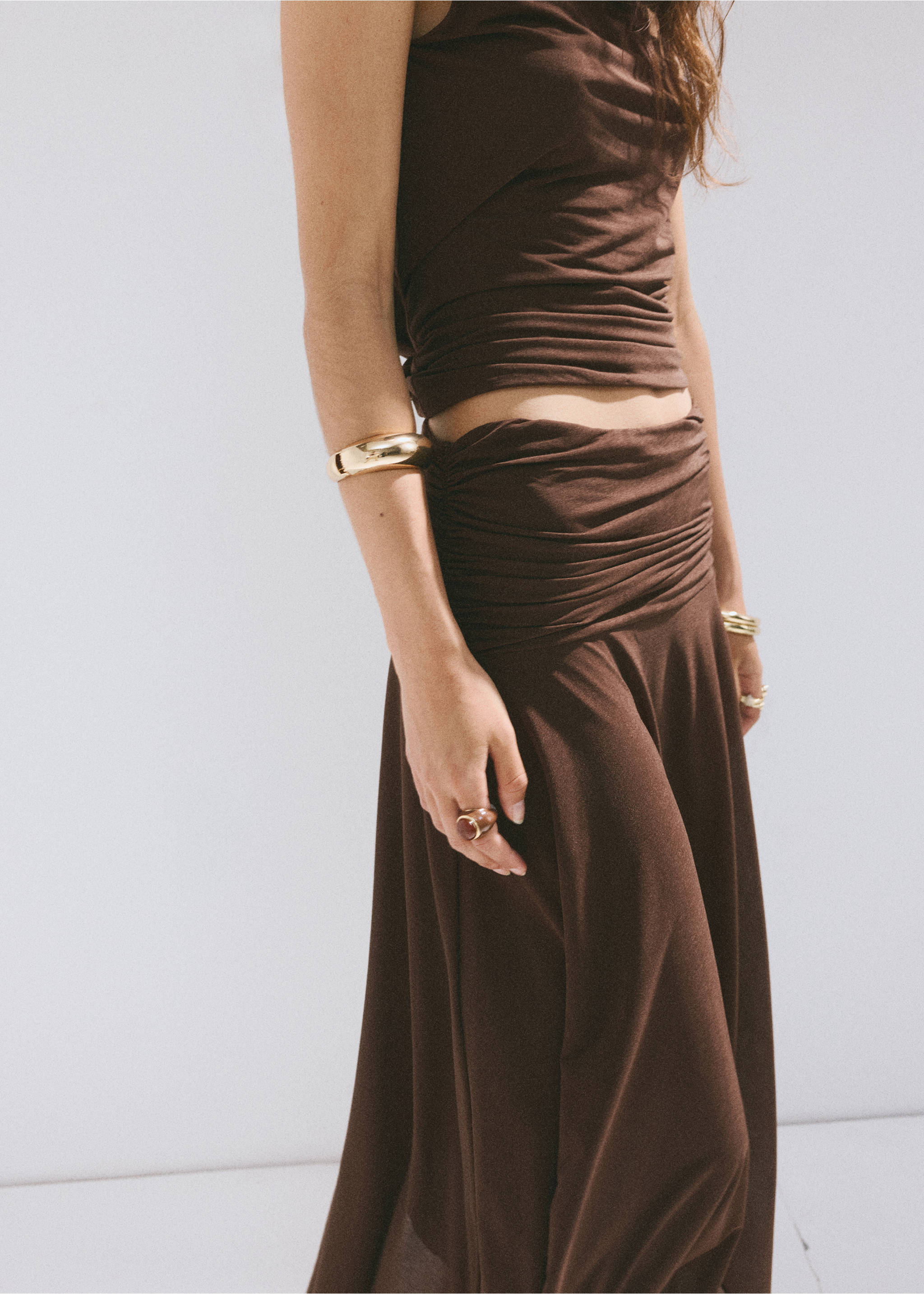 Asymmetrische rok van chiffon - Detail van het artikel 3, Bruin. Ref: 37091422-00.