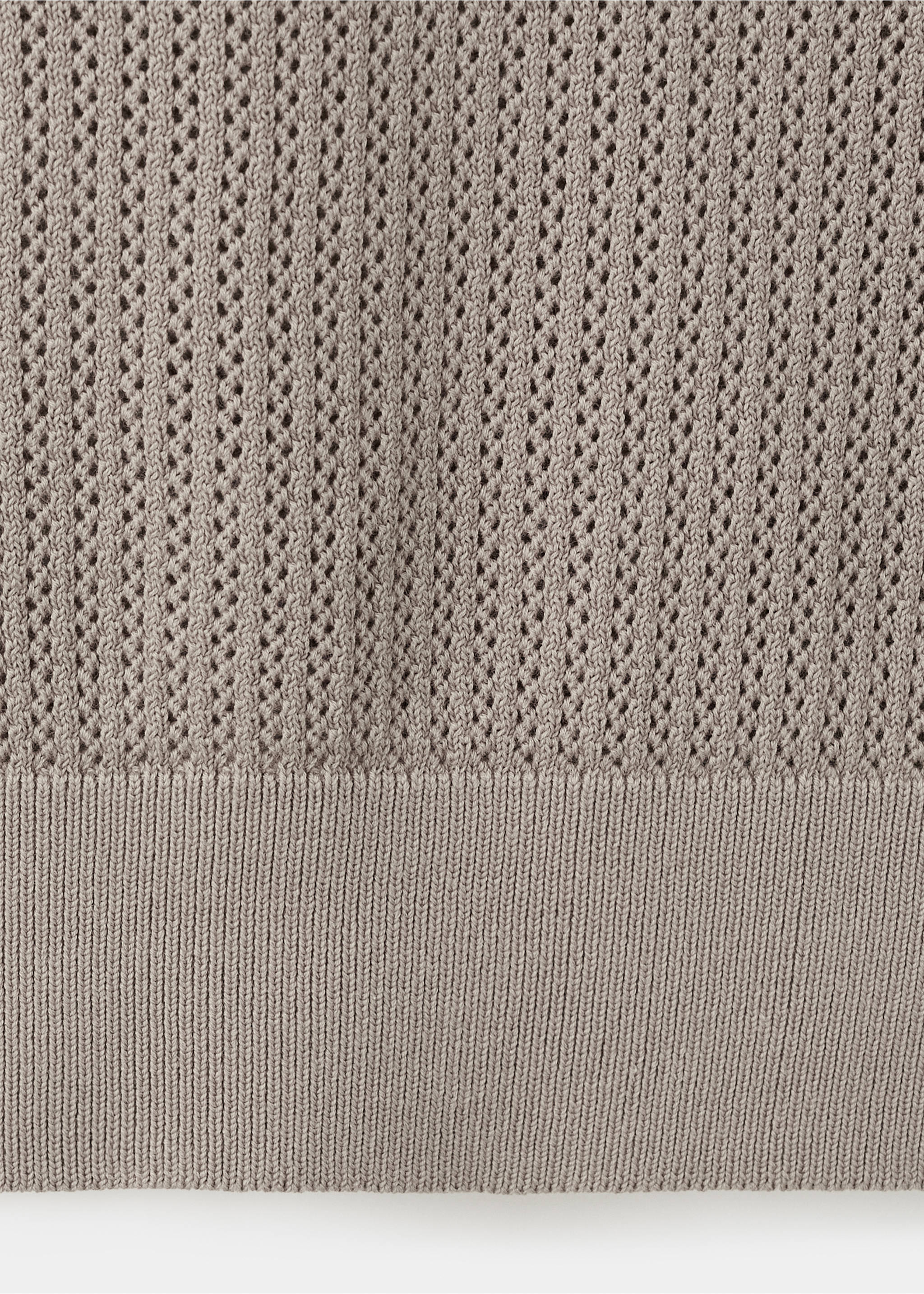 Fine-knit gilet - Details of the article 0, Medium Brown. Ref: 37091436-00.