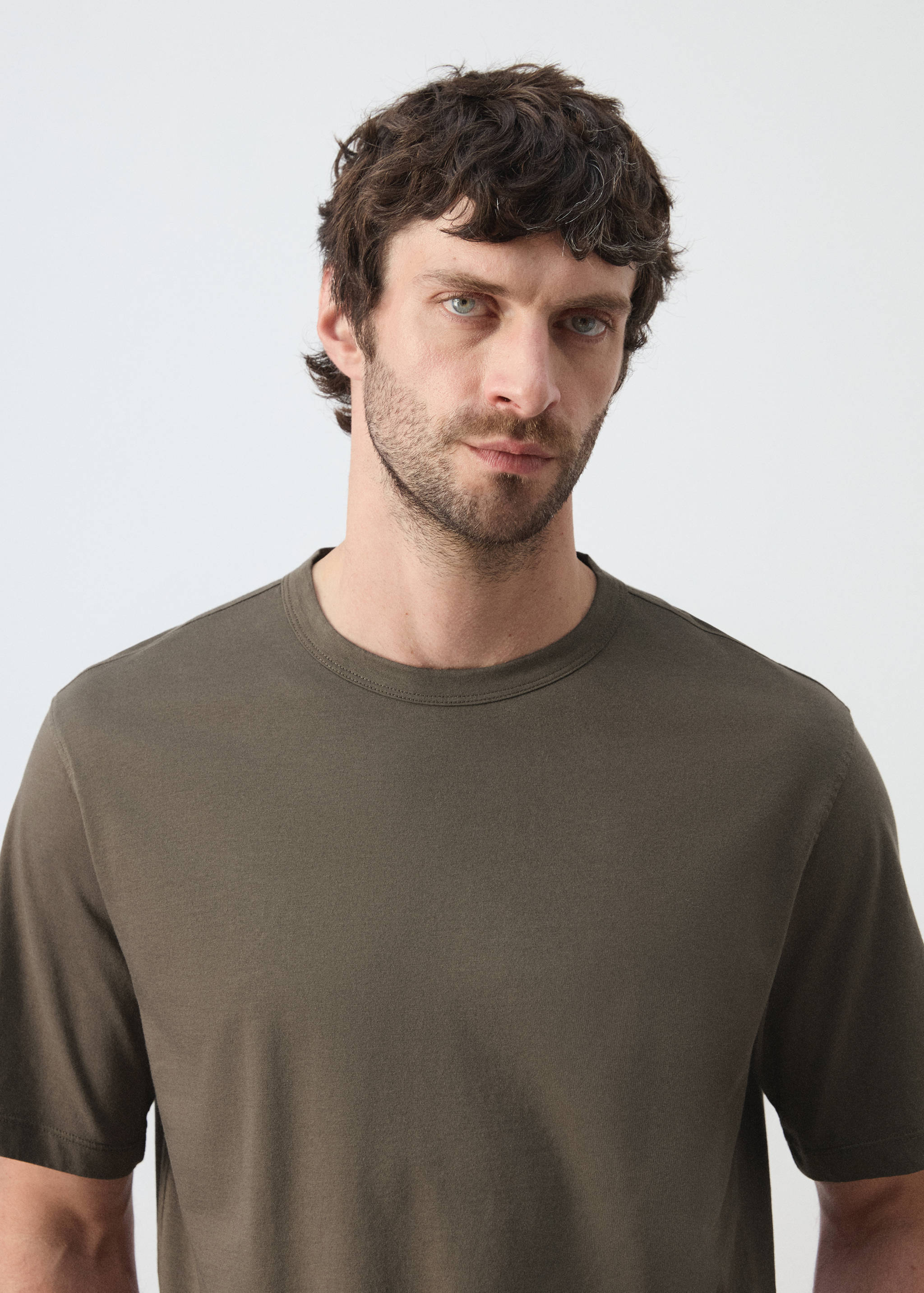 Camiseta regular fit 100% algodón - Detalle del artículo 1