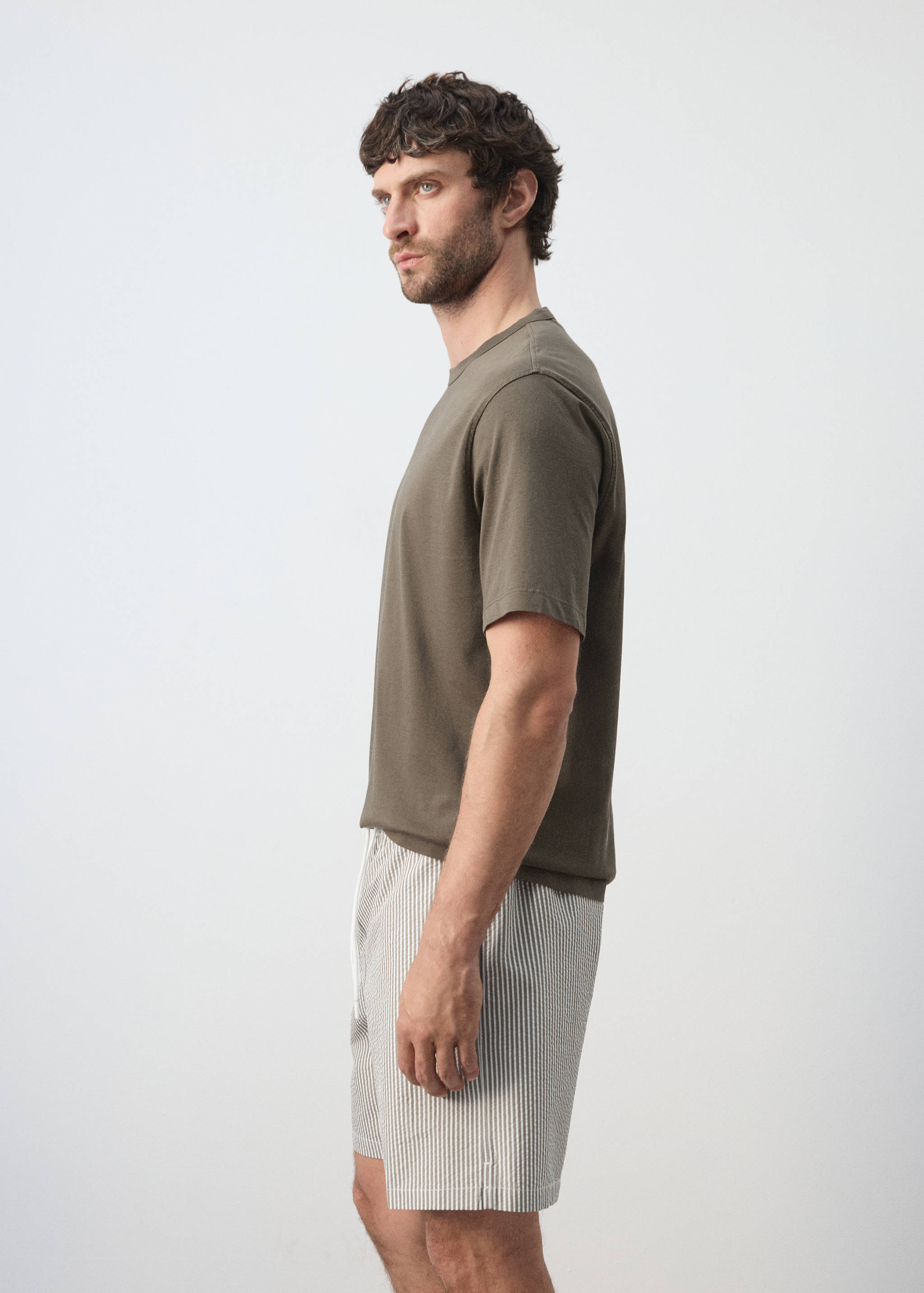 Camiseta regular fit 100% algodón - Detalle del artículo 2