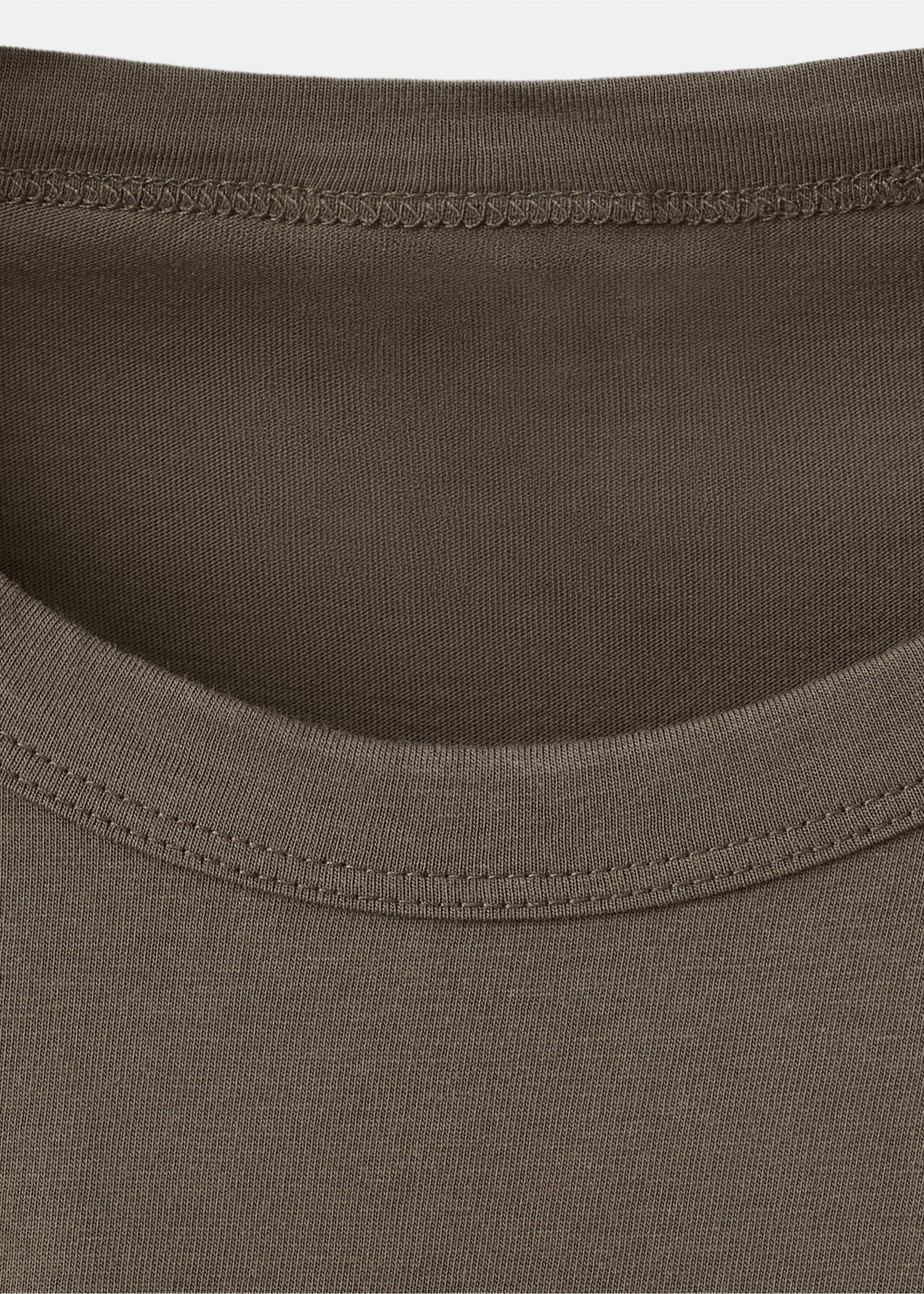 Camiseta 100% algodón lavada - Detalle del artículo 8, Marrón medio. Ref: 37091439-00.