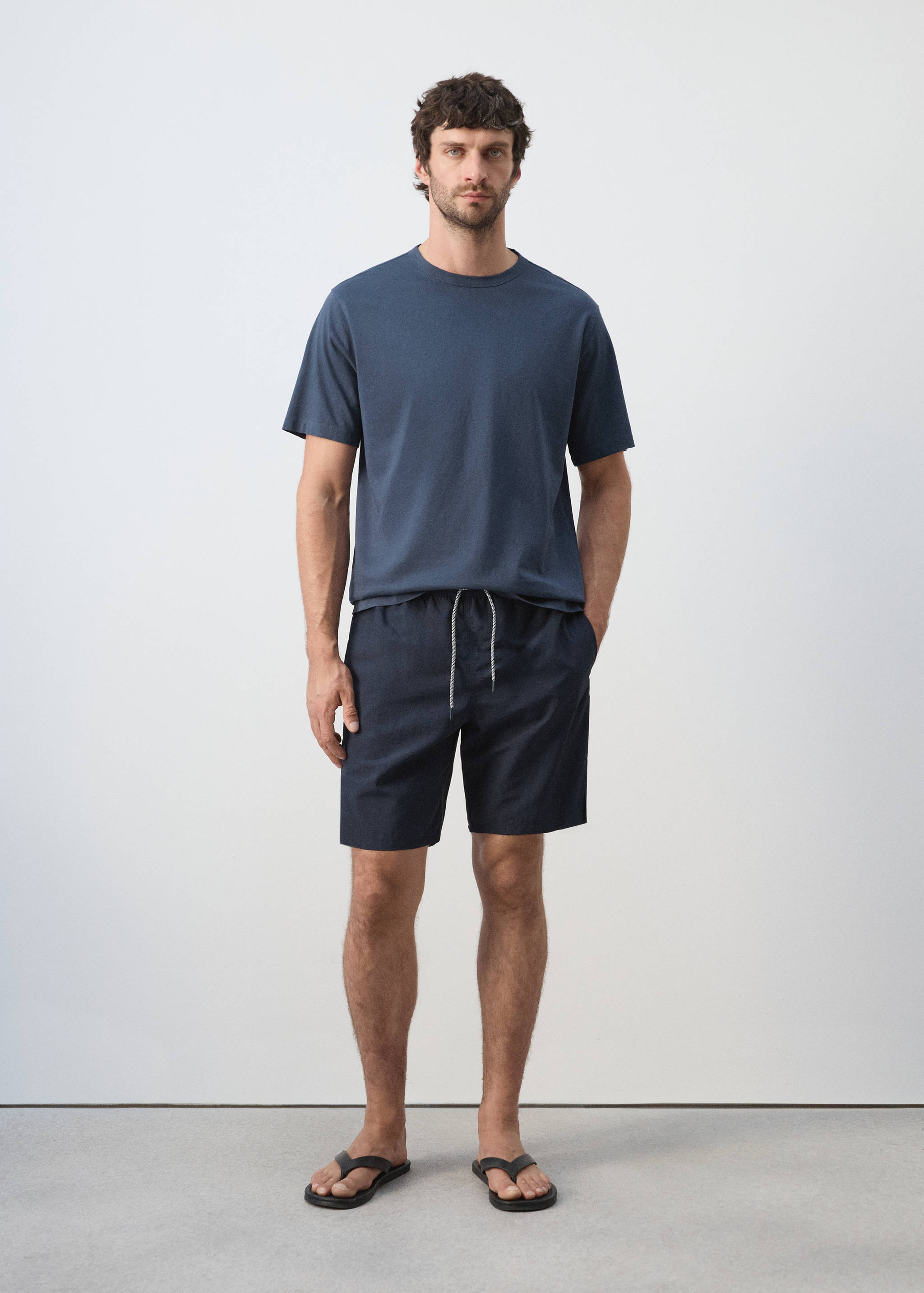 T-shirt 100% katun regular-fit - Tampilan Umum