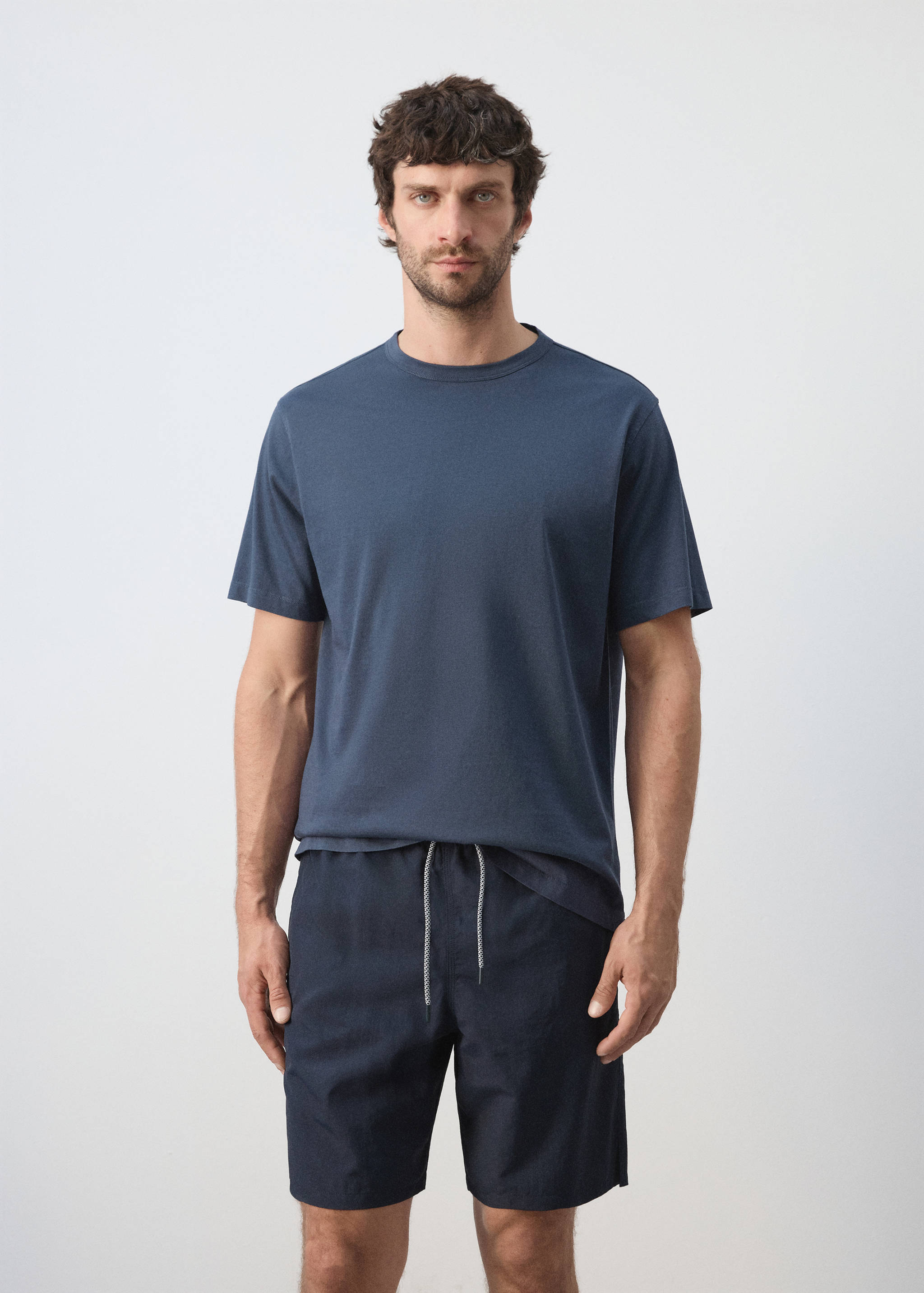 T-shirt 100% katun regular-fit - Tampilan Sedang