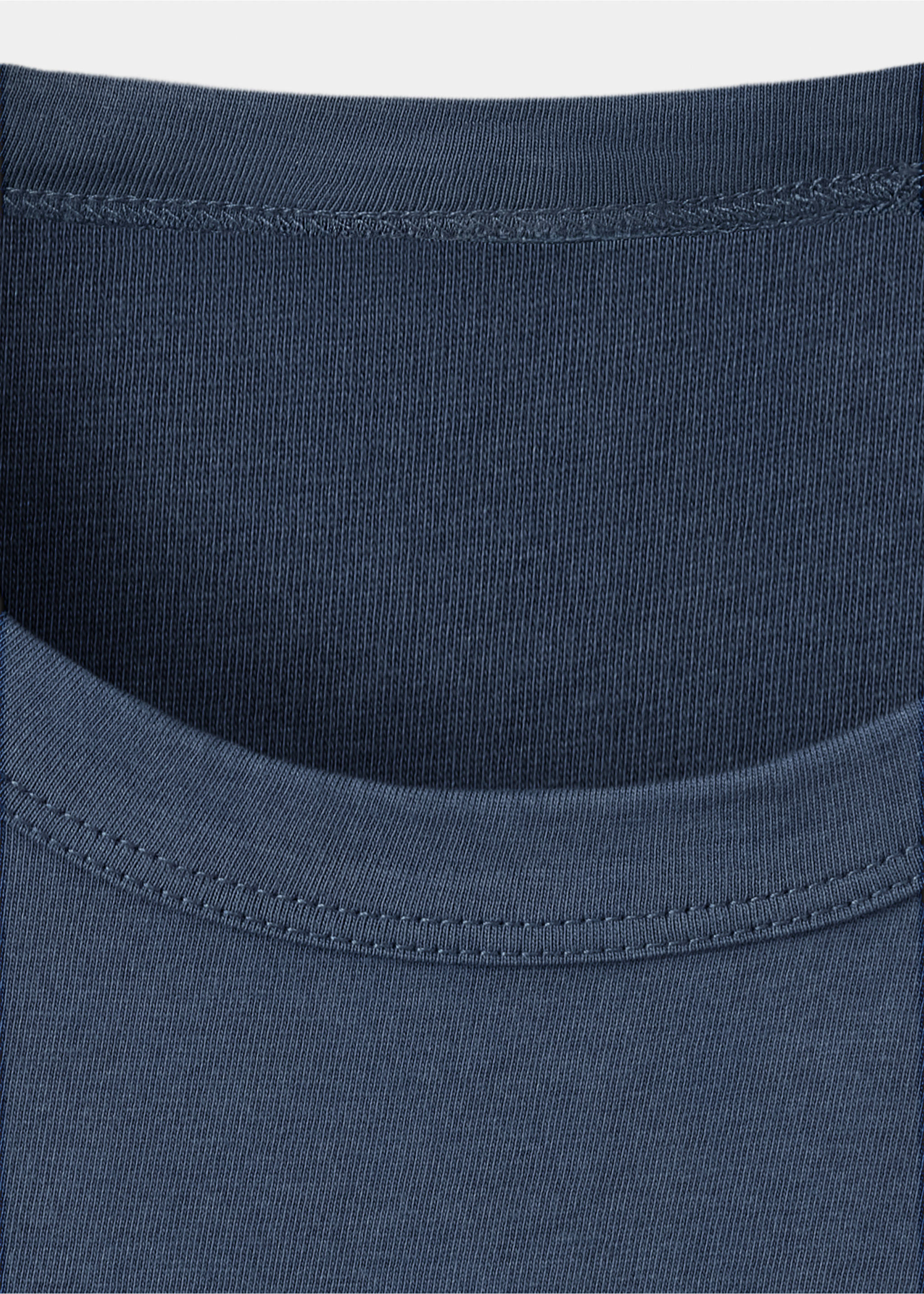 100% cotton washed T-shirt - Details of the article 8, Navy. Ref: 37091439-00.
