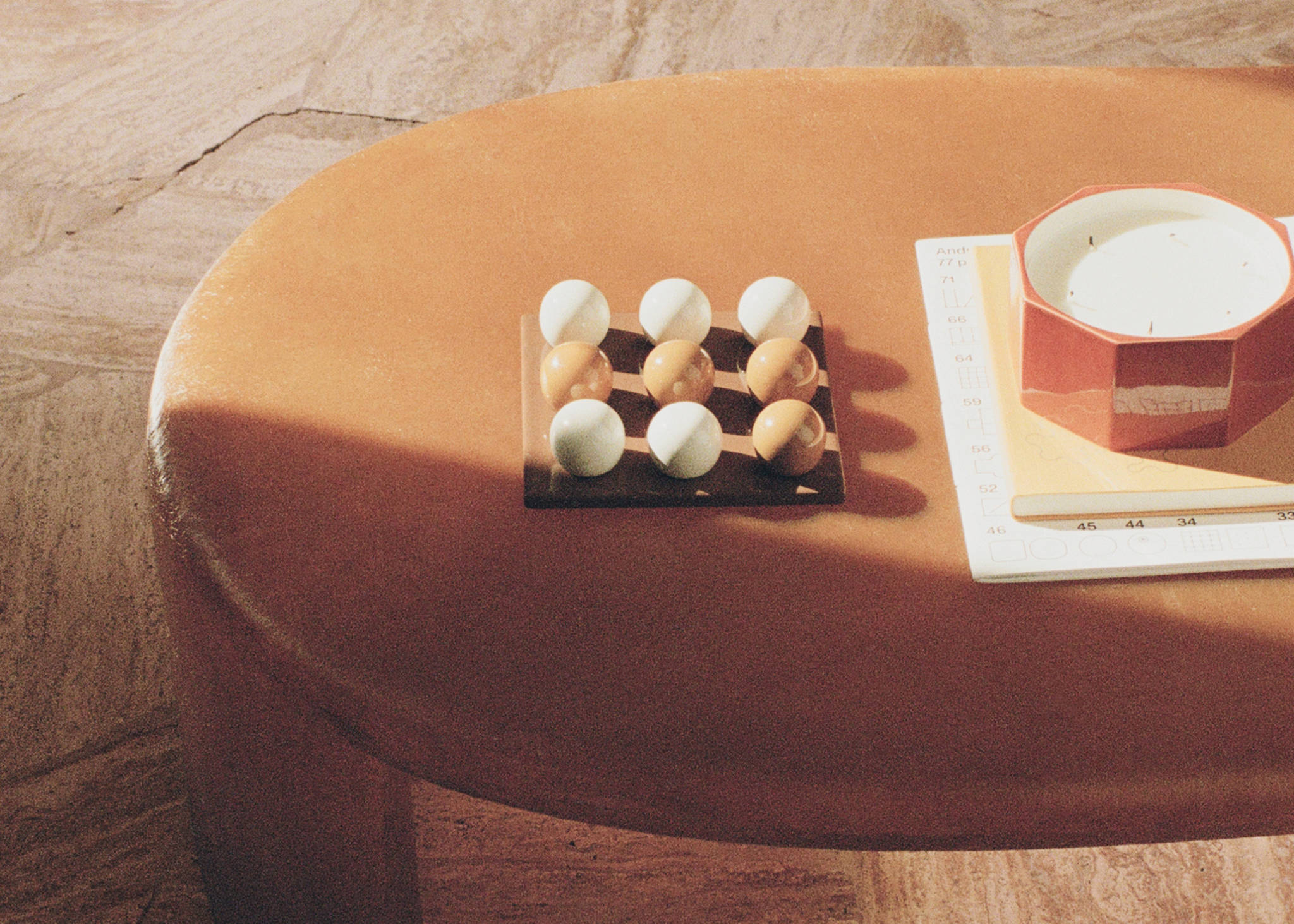 Ceramic noughts and crosses set - Panoramic plane