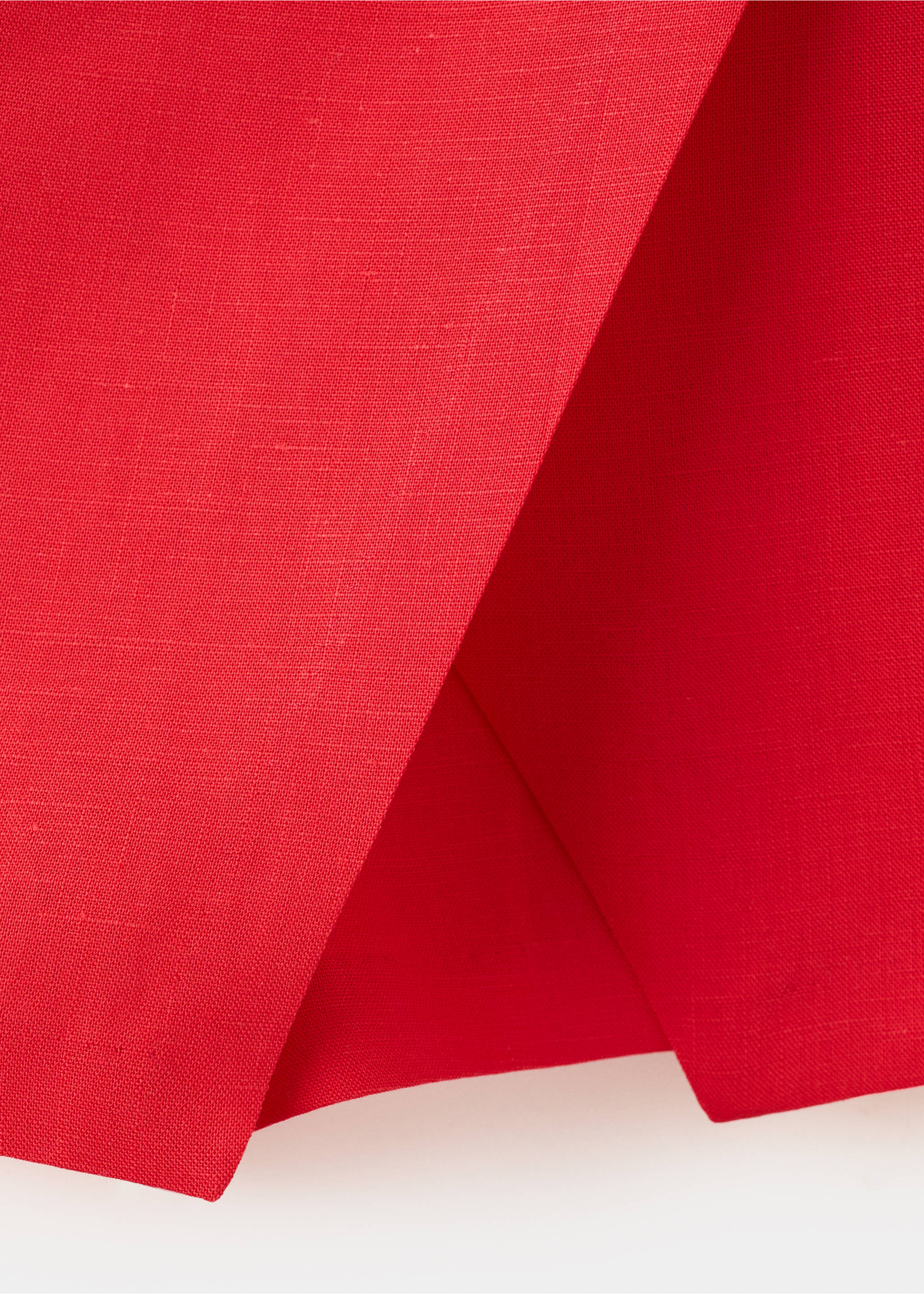 Printed skirt line - Details of the article 8, Red. Ref: 37091453-00.