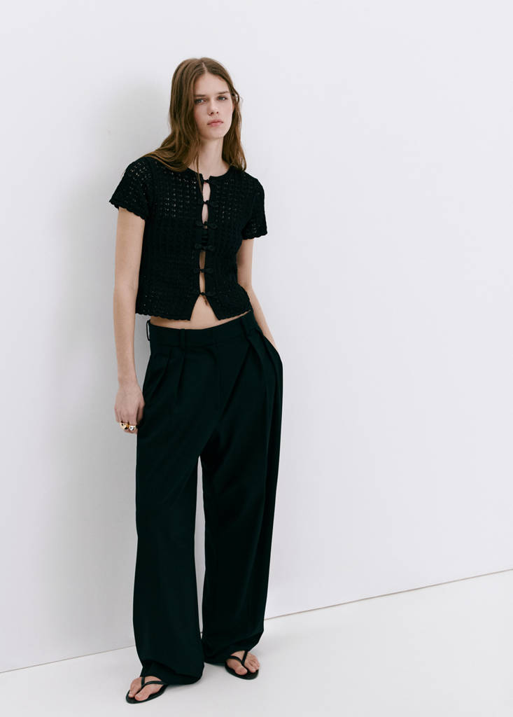 Open-knit toggle cardigan — Black