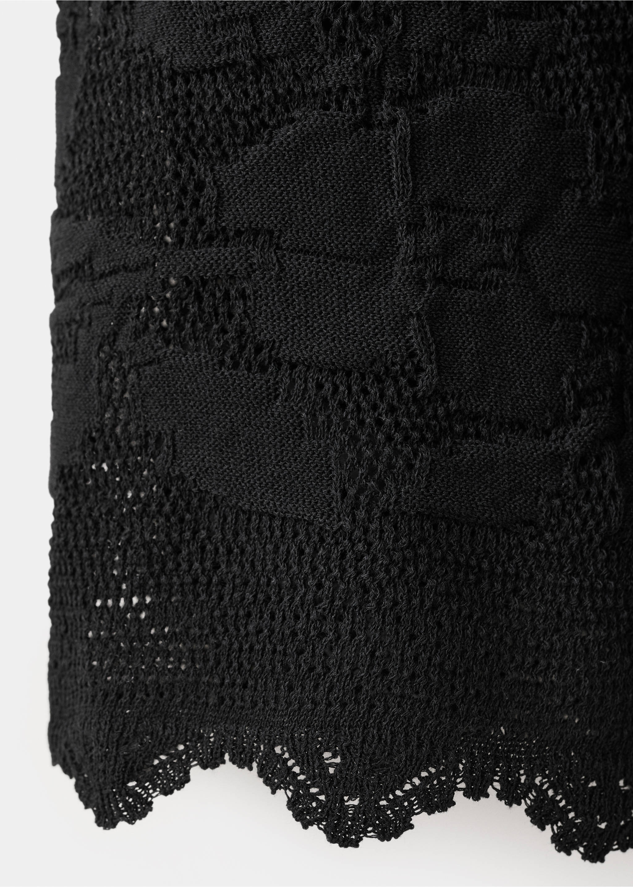 Embroidered knit halter top - Details of the article 0, Black. Ref: 37091455-00.