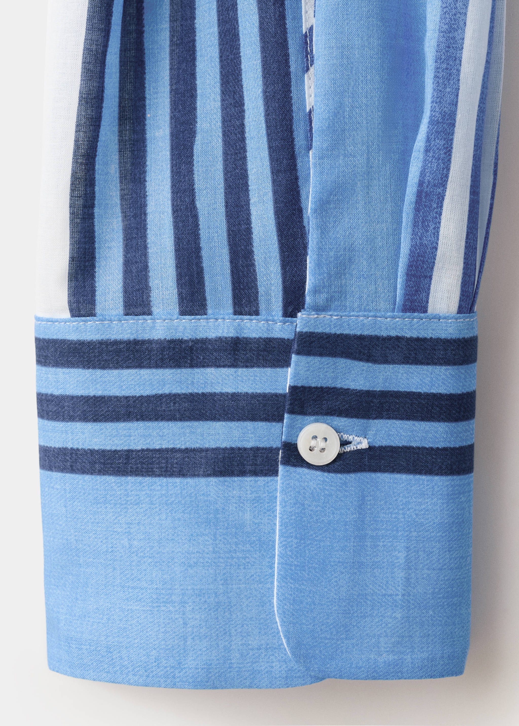 100% cotton striped shirt - Details of the article 0