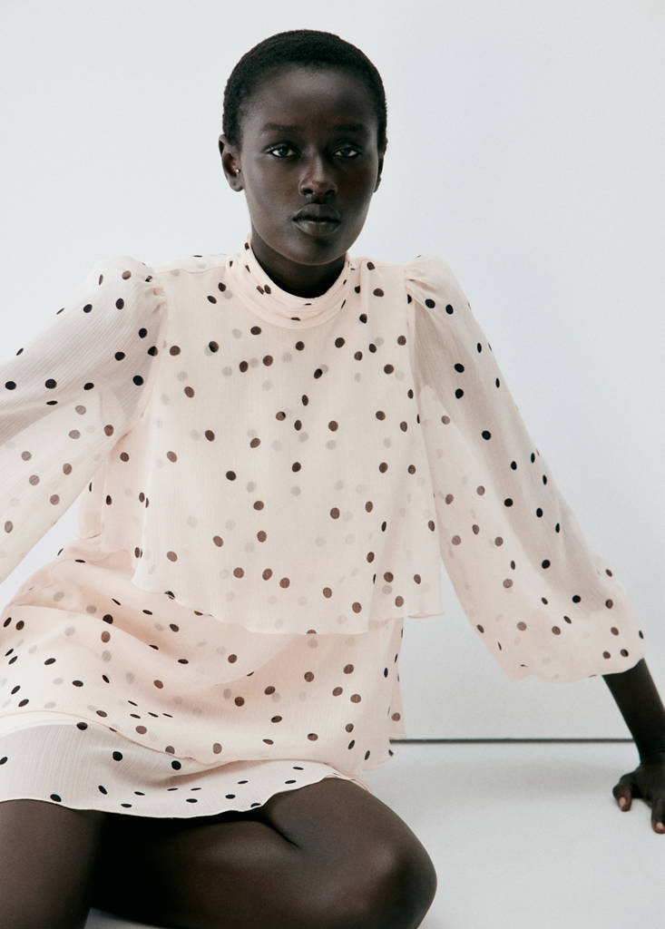 Polka dot dress with puffed sleeves — Ecru